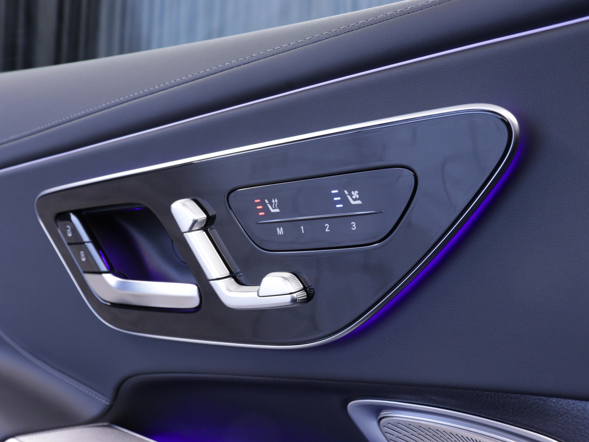MERCEDES-BENZ CLE 53 AMG 4matic+ Coupé-image-9