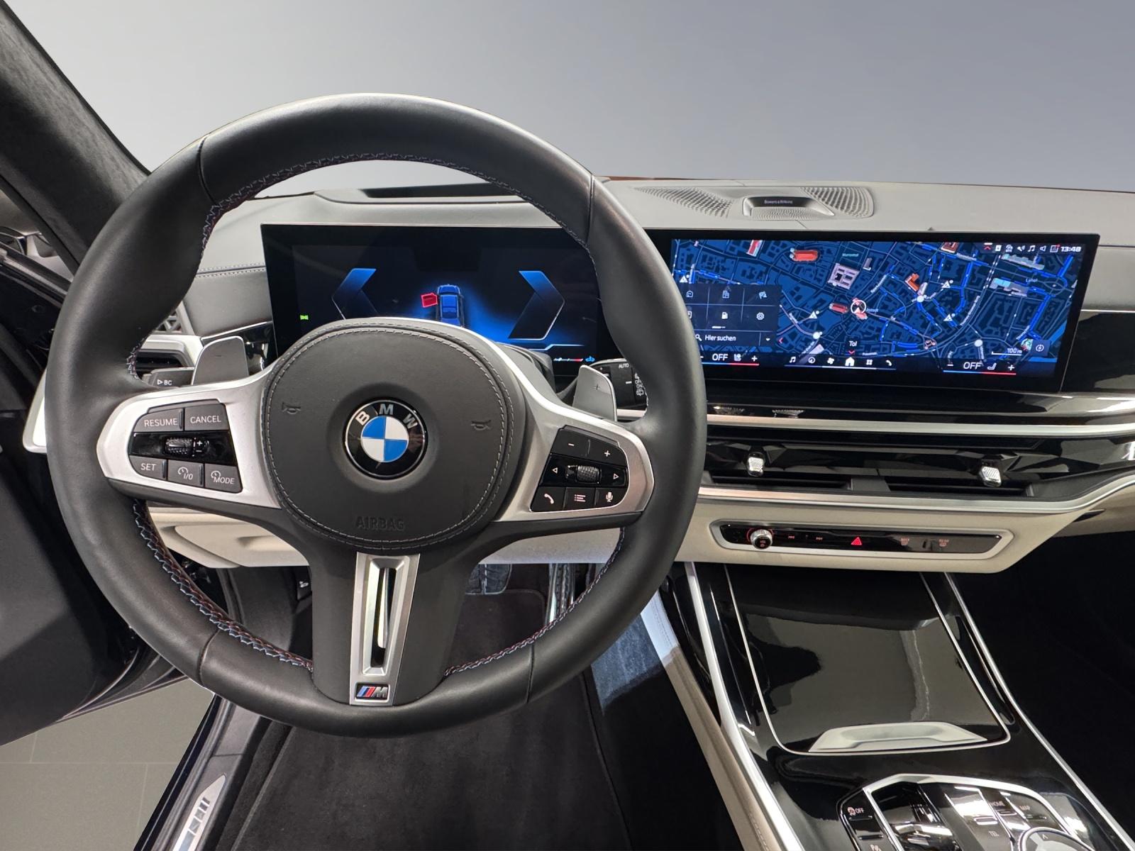 BMW X7 M60i-image-15