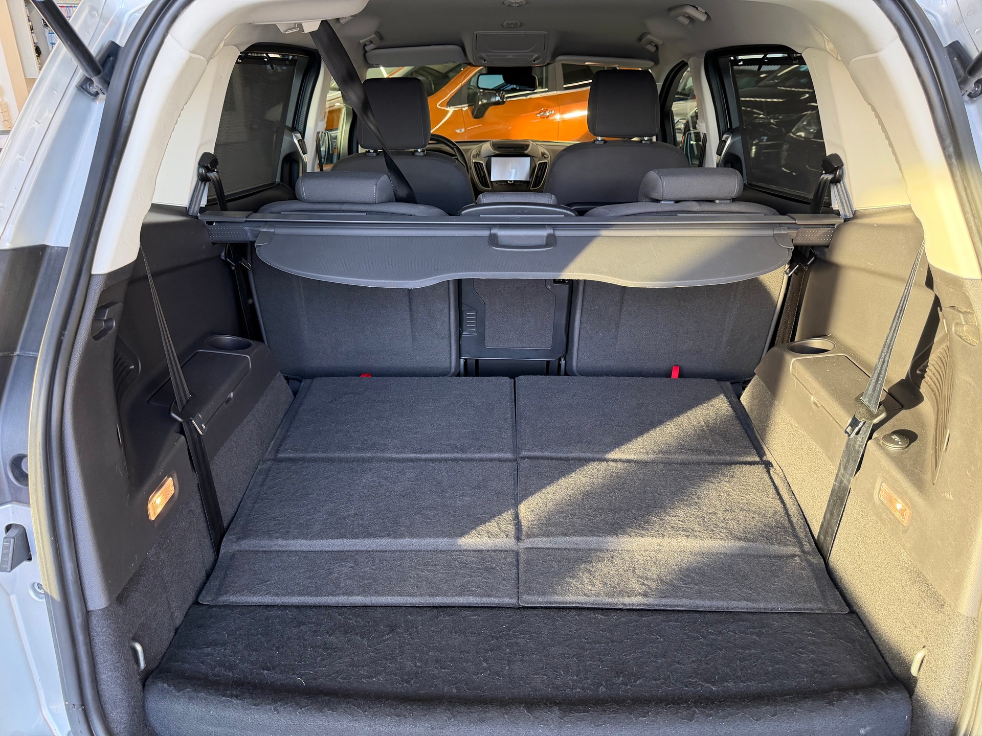 FORD GrC-Max 1.5 TDCi Titanium PowerShift Automat-image-21