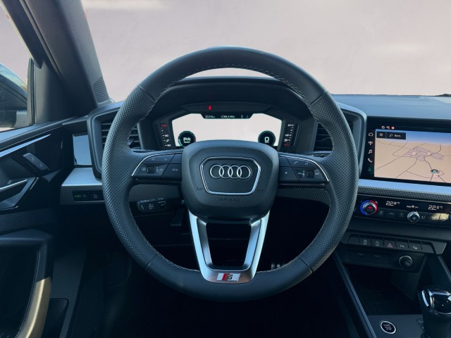 AUDI A1 Sportback 30 TFSI S Line Attraction S-tronic-image-12