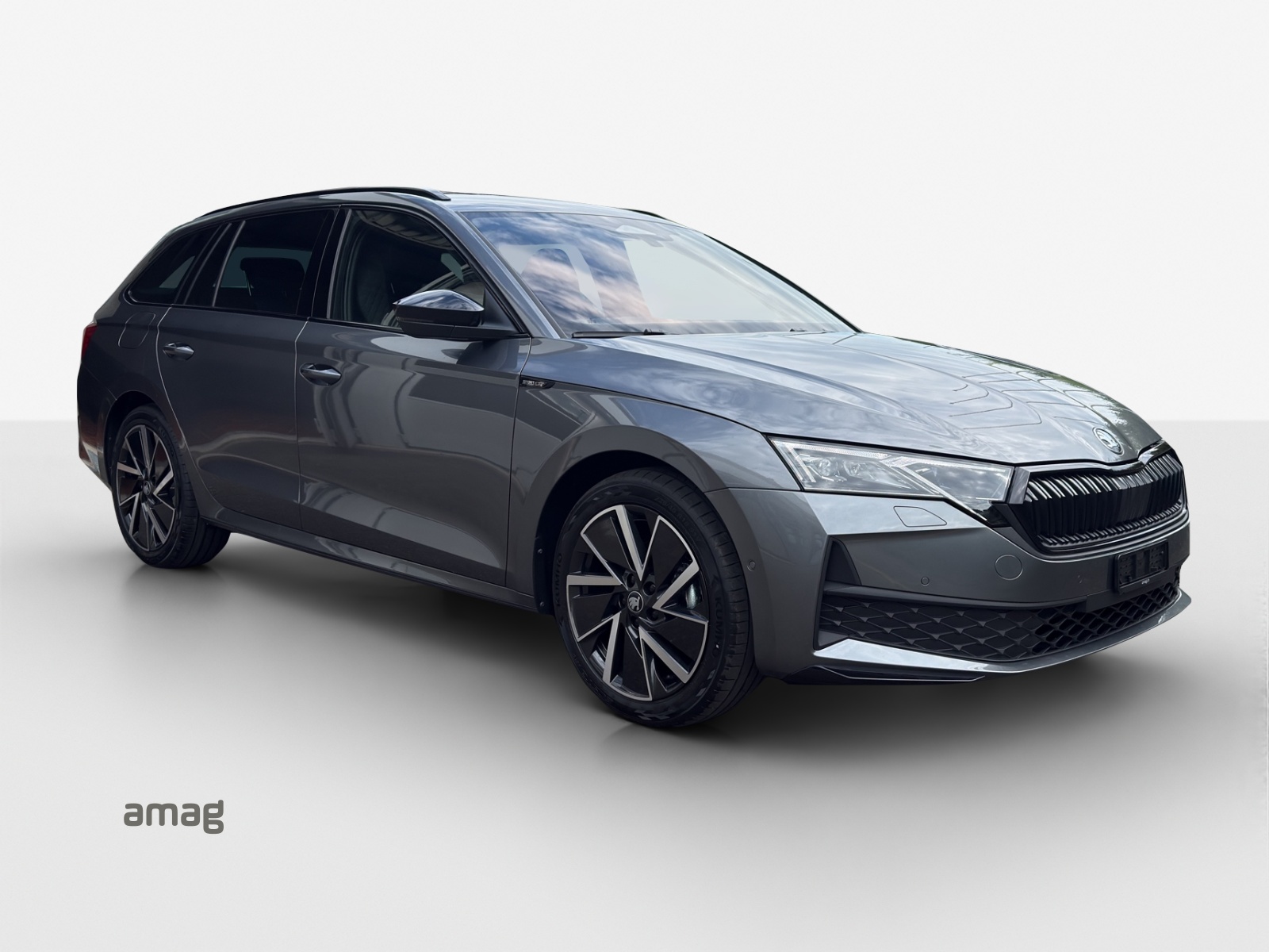 SKODA Octavia Combi 1.5 TSI mHEV DSG Sport Line-image-5
