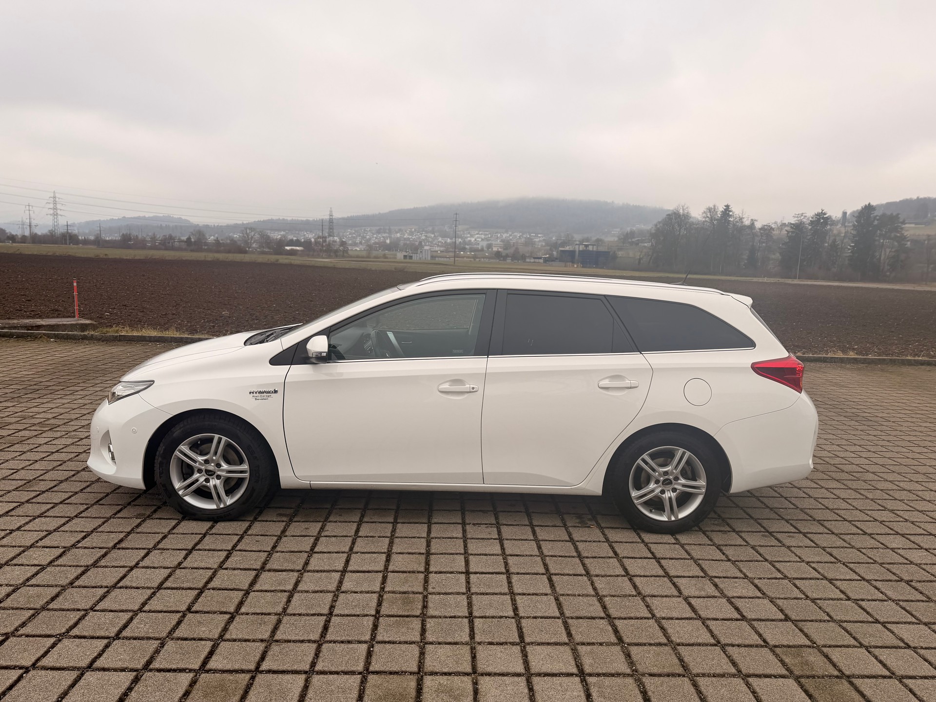 TOYOTA Auris Touring Sports 1.8 16V HSD Linea Sol-image-7