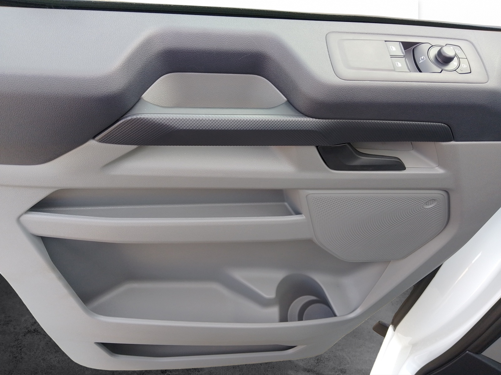 FORD Transit Custom Van 320 L1 2.0 EcoBlue 170 Trend-image-11
