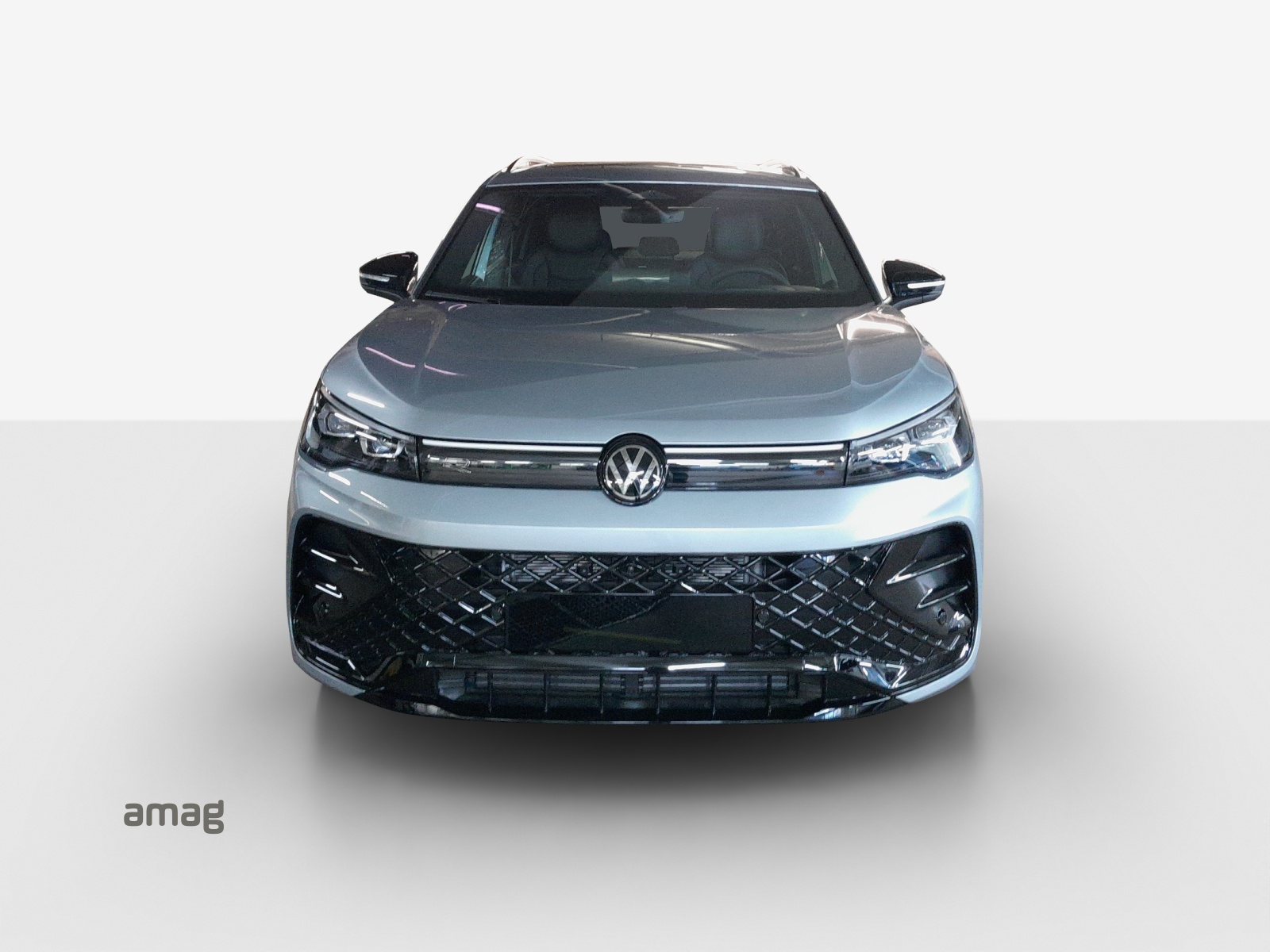 VW Tiguan 2.0 TSI DSG R-Line 4Motion-image-6