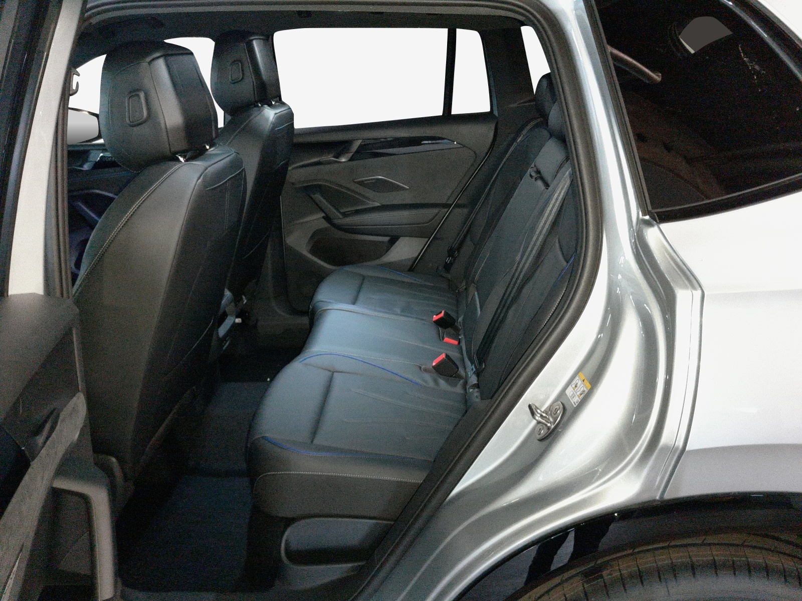 VW Tiguan 2.0 TSI DSG R-Line 4Motion-image-11
