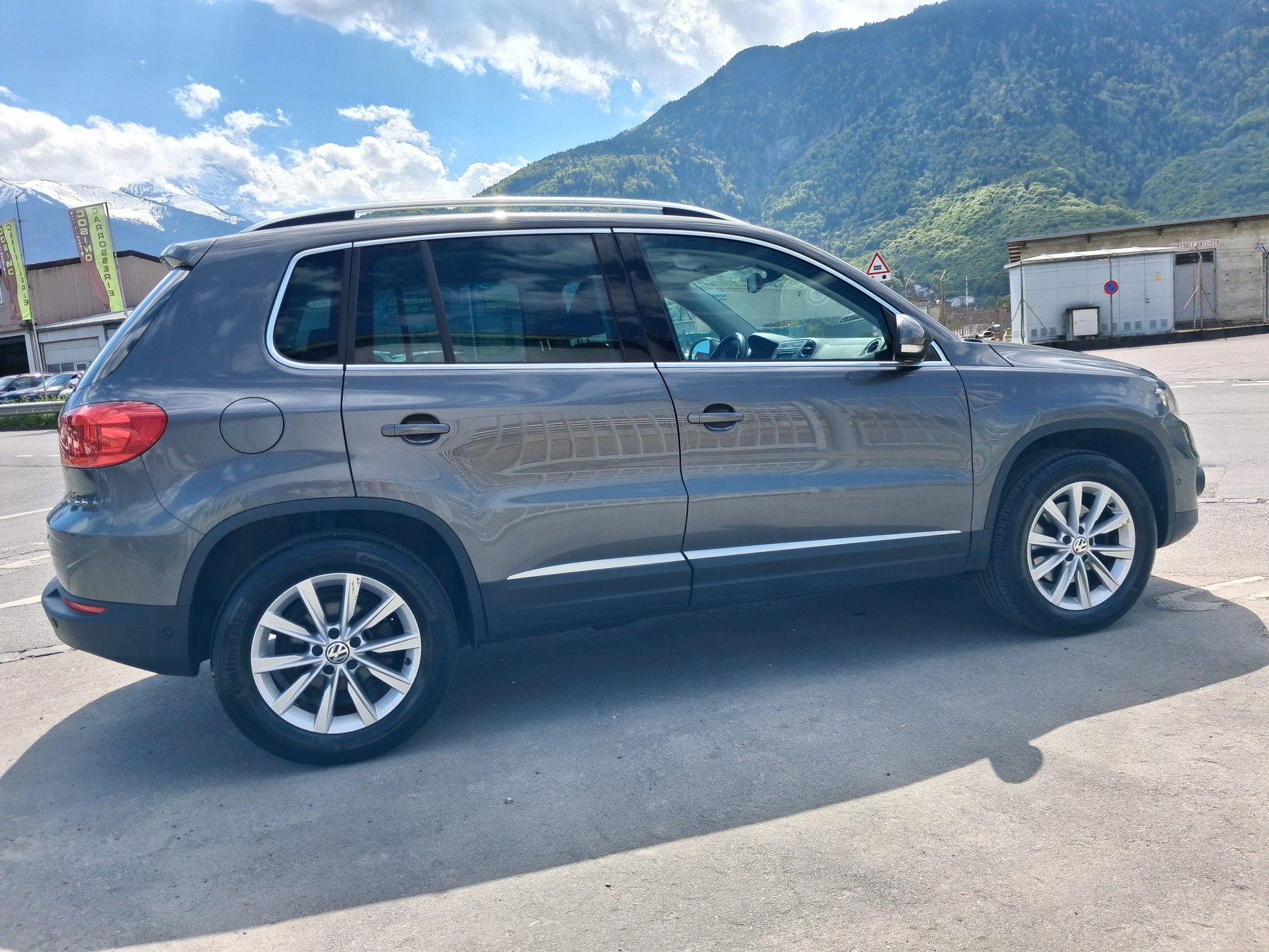 VW Tiguan 1.4 TSI Sport&Style 4Motion-image-7