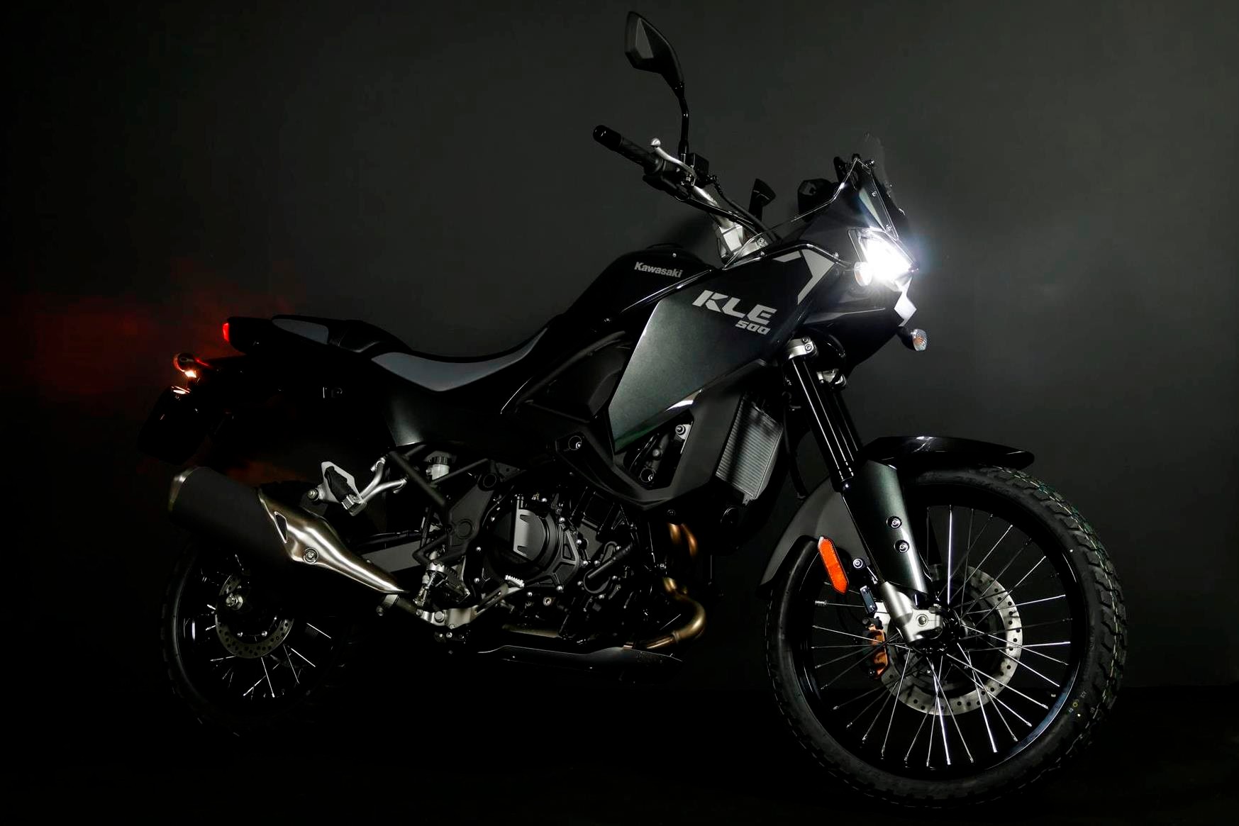 KAWASAKI KLE 500-showroom-element-2