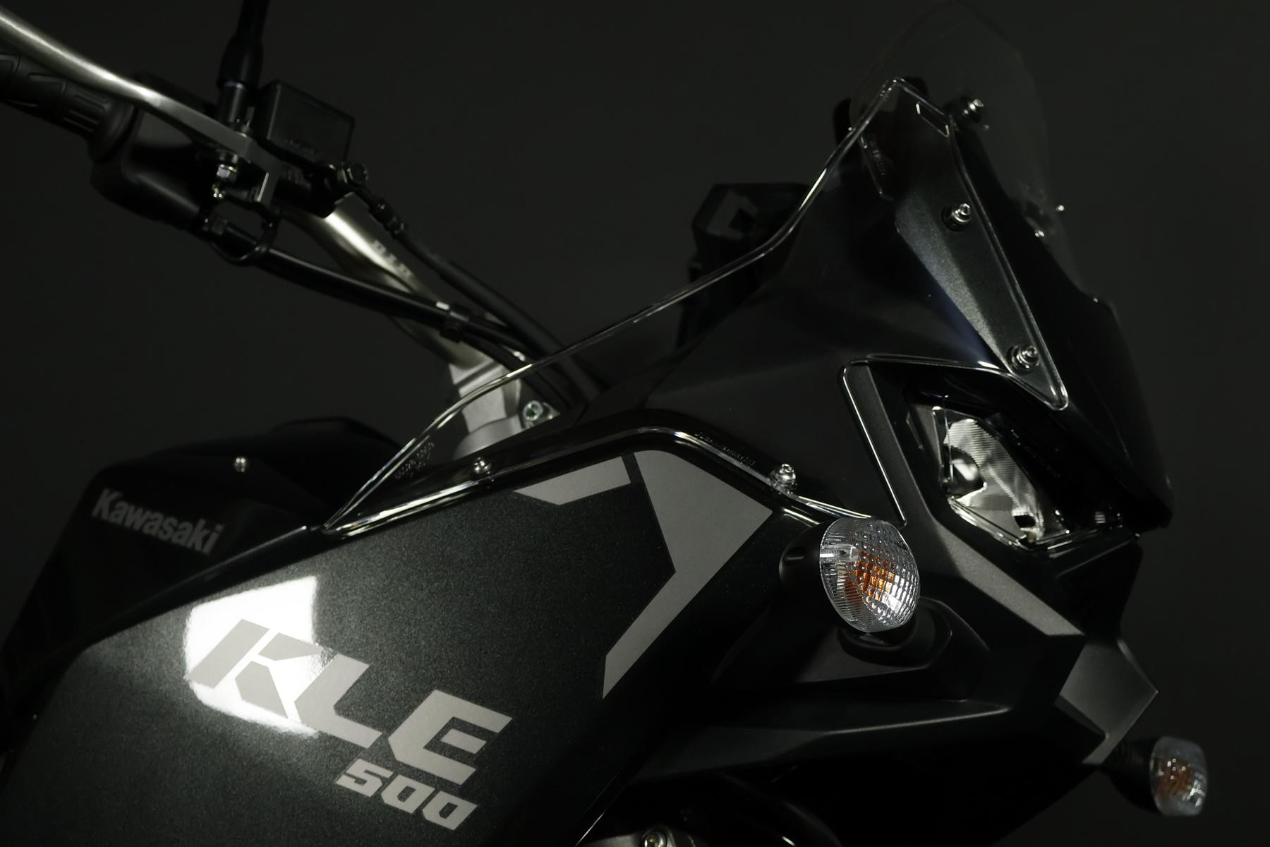 KAWASAKI KLE 500-showroom-element-3