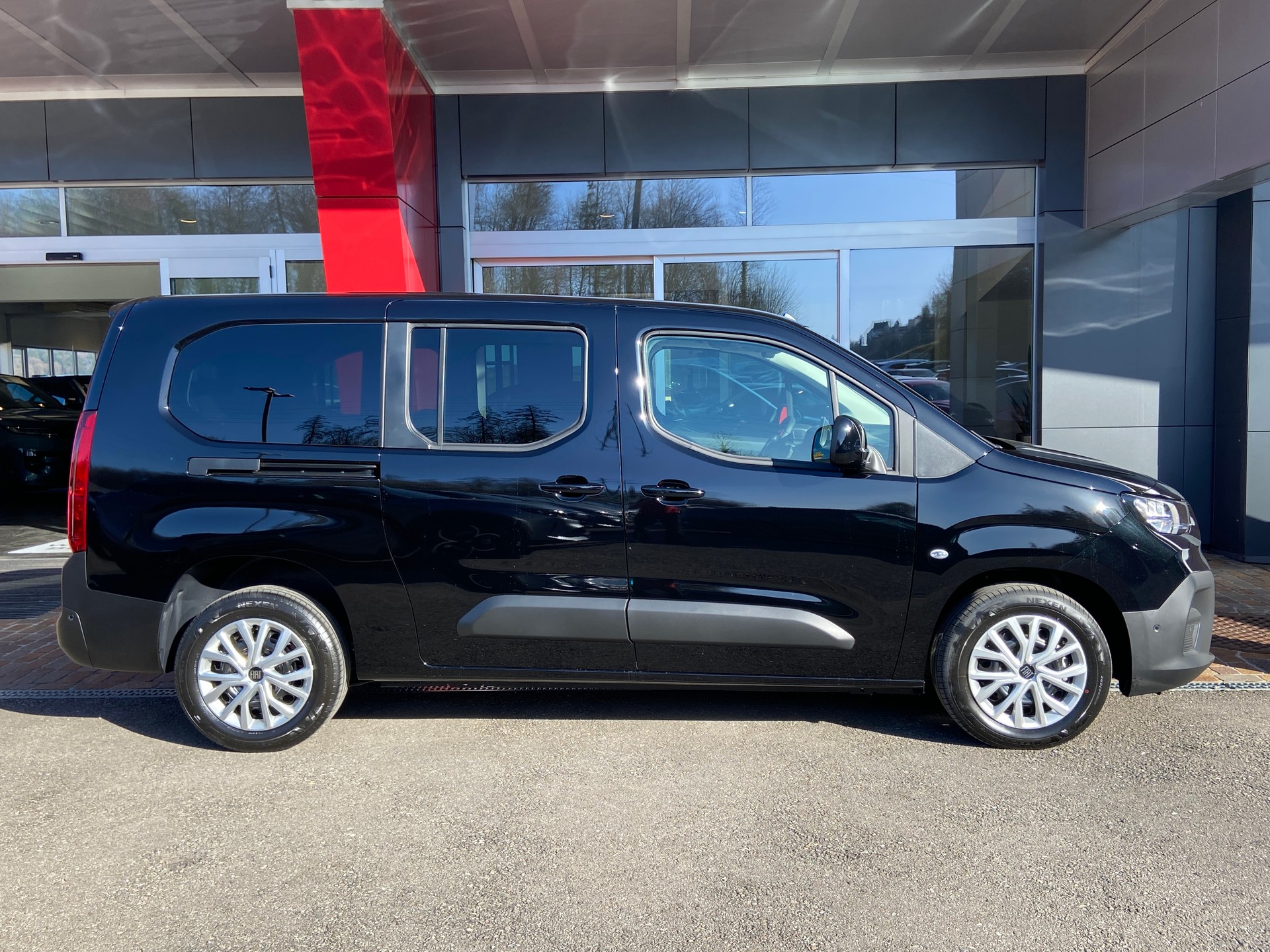 FIAT Doblo L2 1.5 BlueHDi Automat - 7 Plätze-image-20