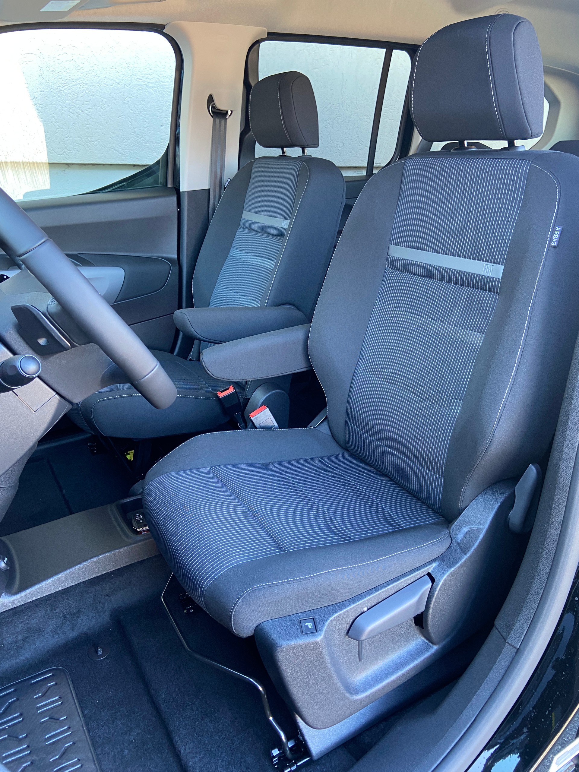 FIAT Doblo L2 1.5 BlueHDi Automat - 7 Plätze-image-5