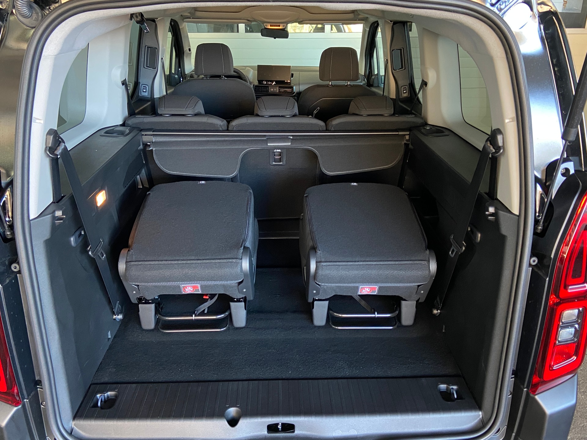 FIAT Doblo L2 1.5 BlueHDi Automat - 7 Plätze-image-11