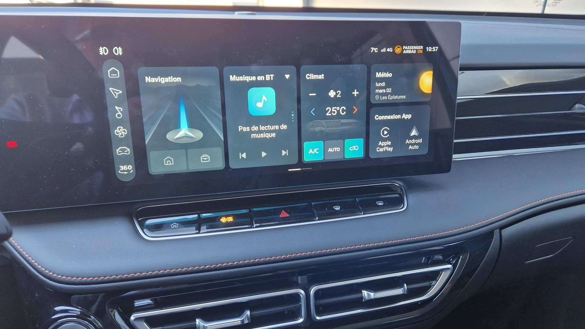 MG HS 1.5 T HEV Luxury-image-4
