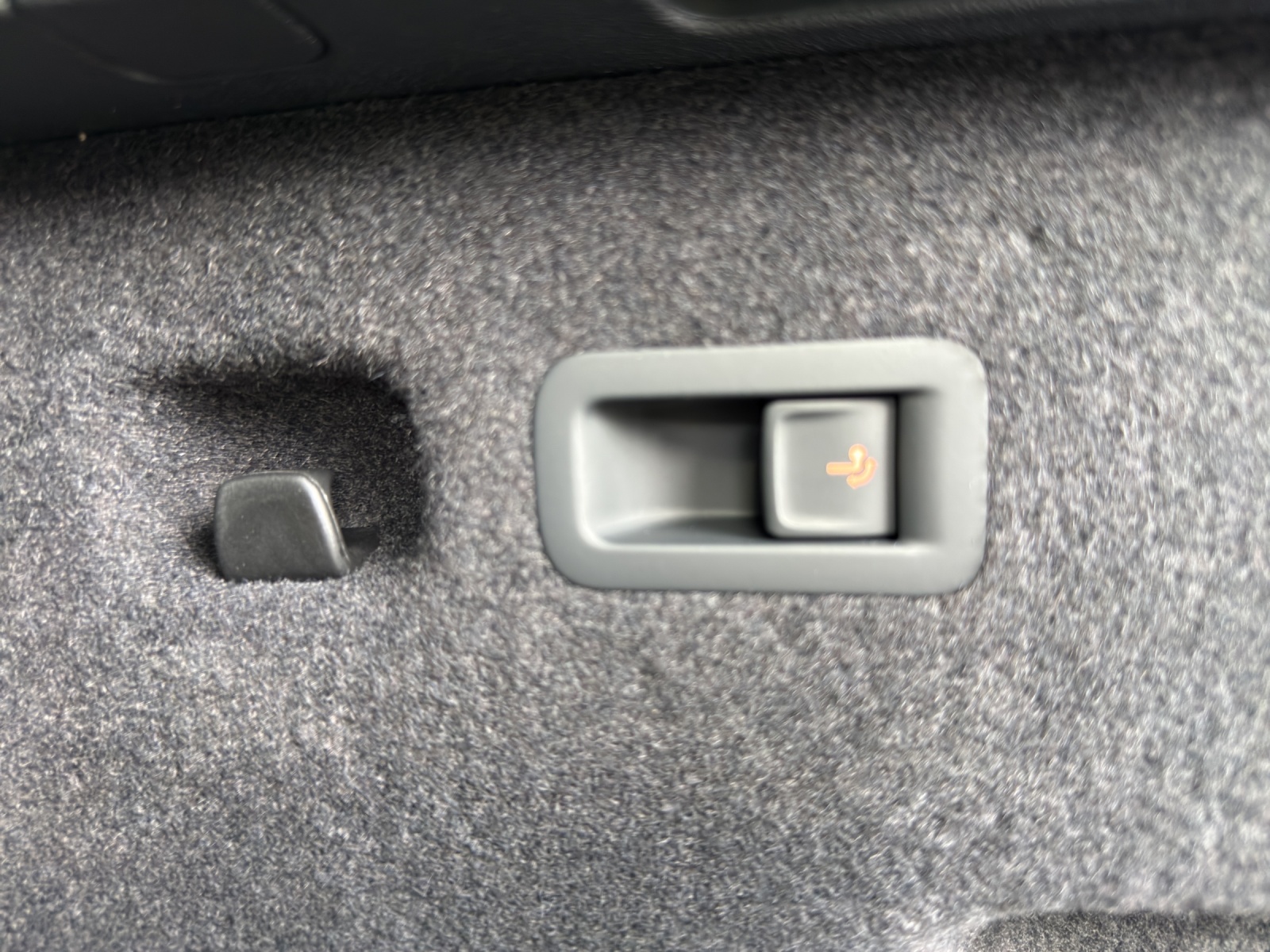 SKODA Kodiaq 2.0 TSI Dynamic 4x4-image-13