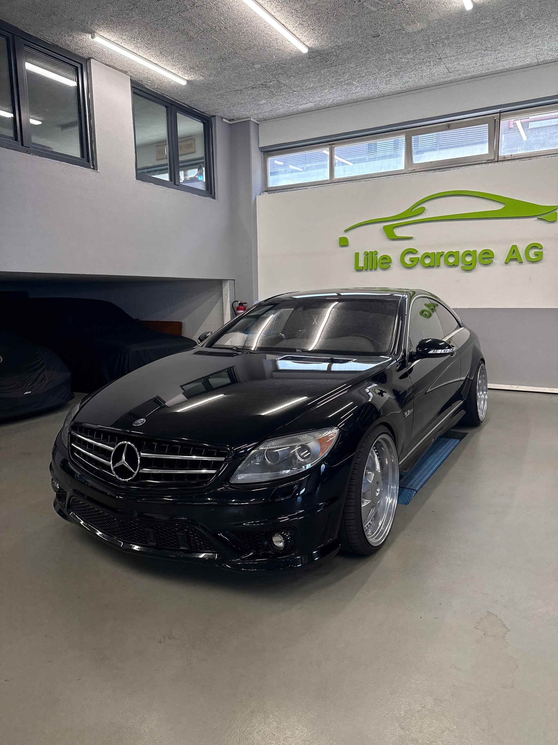 MERCEDES-BENZ CL 63 AMG