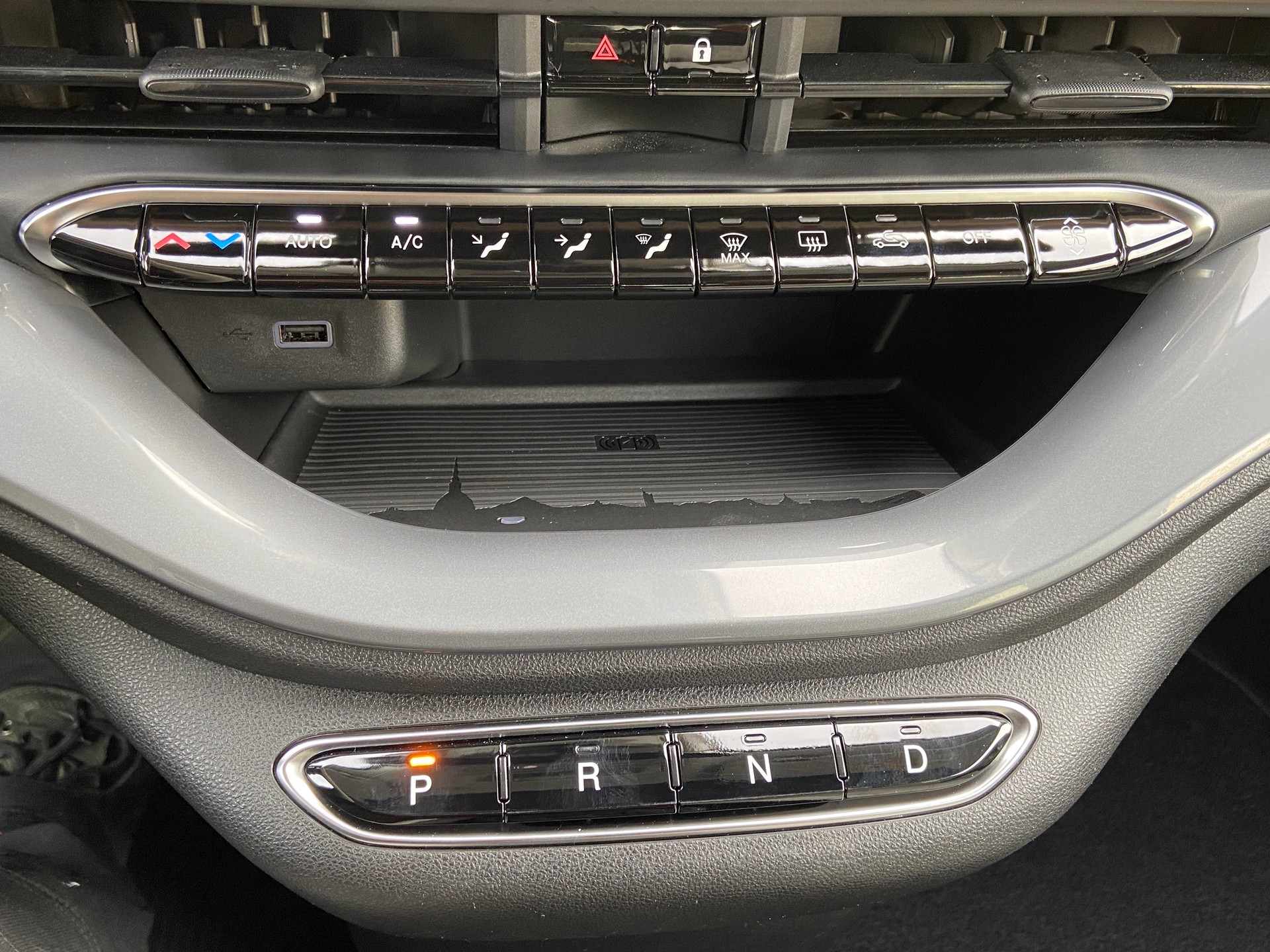 FIAT 500 C electric 87 kW La Prima-image-15