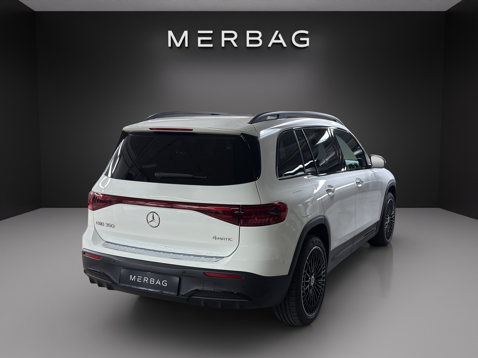 MERCEDES-BENZ EQB 350 AMG Line 4Matic-image-4