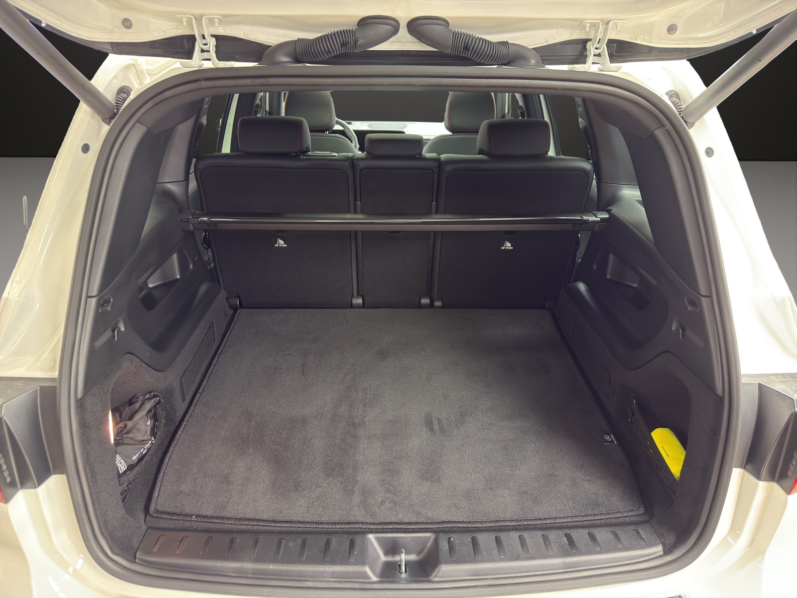 MERCEDES-BENZ EQB 350 AMG Line 4Matic-image-8