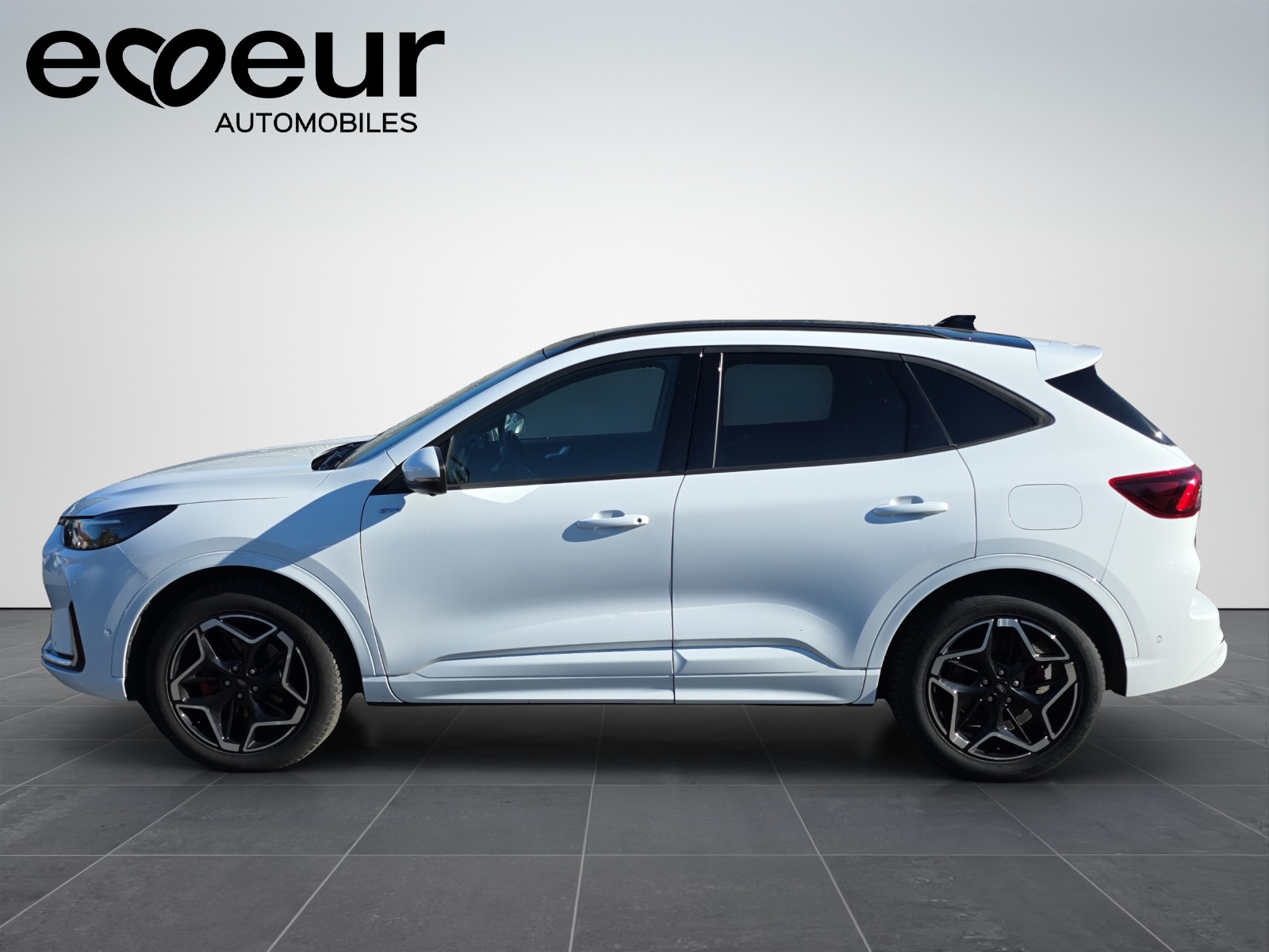 FORD Kuga 2.5 Hybrid ST-Line X 4x4-image-2