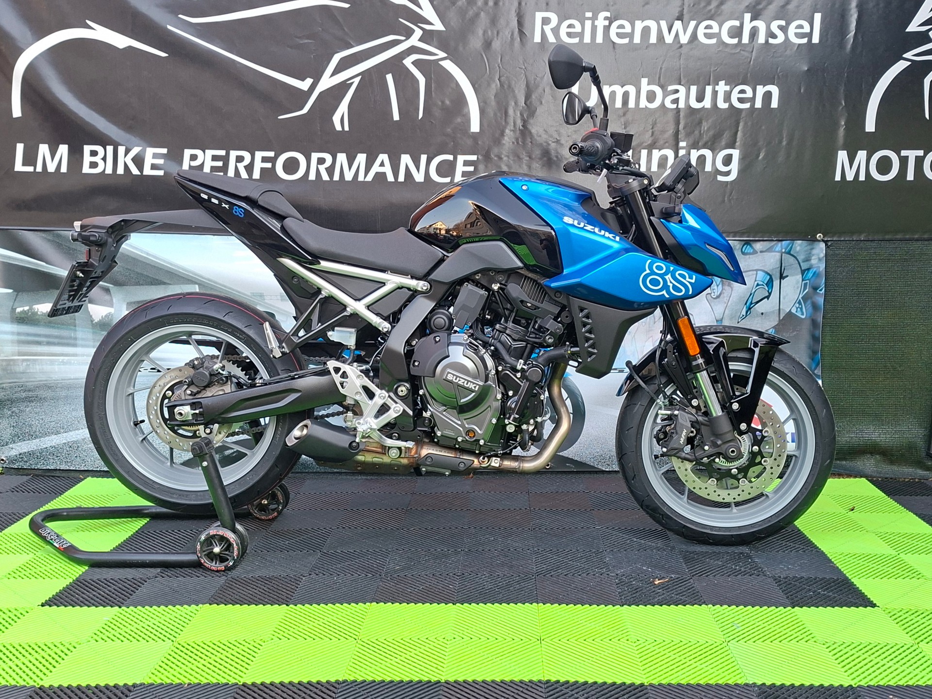 SUZUKI GSX 8 S (35kW)