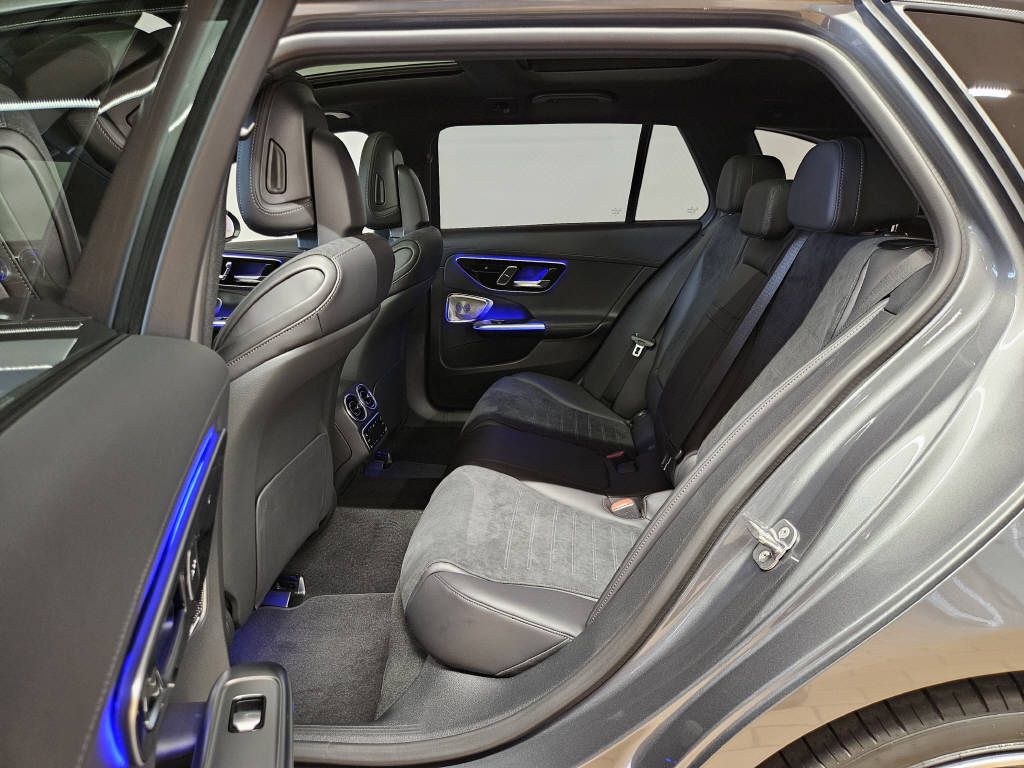 MERCEDES-BENZ C 220 d 4Matic Kombi AMG Line Swiss Star-image-12