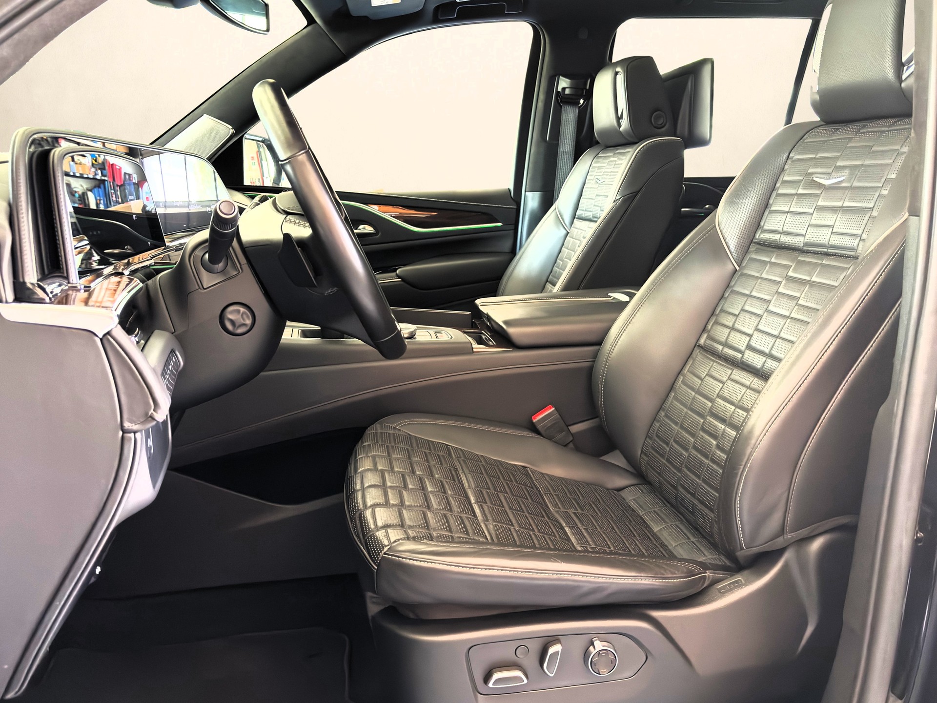 CADILLAC 6.2 V8 Sport Platinum*8-Sitzplätze*-image-9