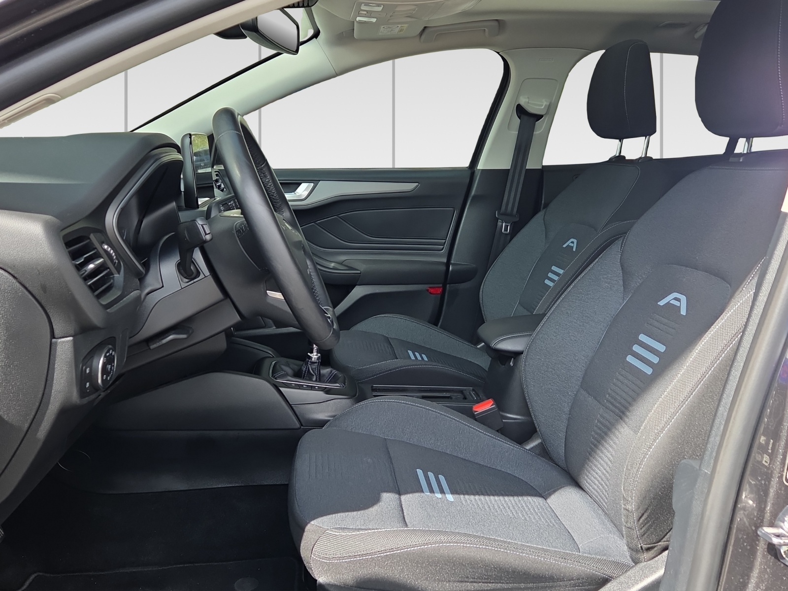 FORD Station Wagon 1.0i EcoB Hybrid 125 Active-image-5