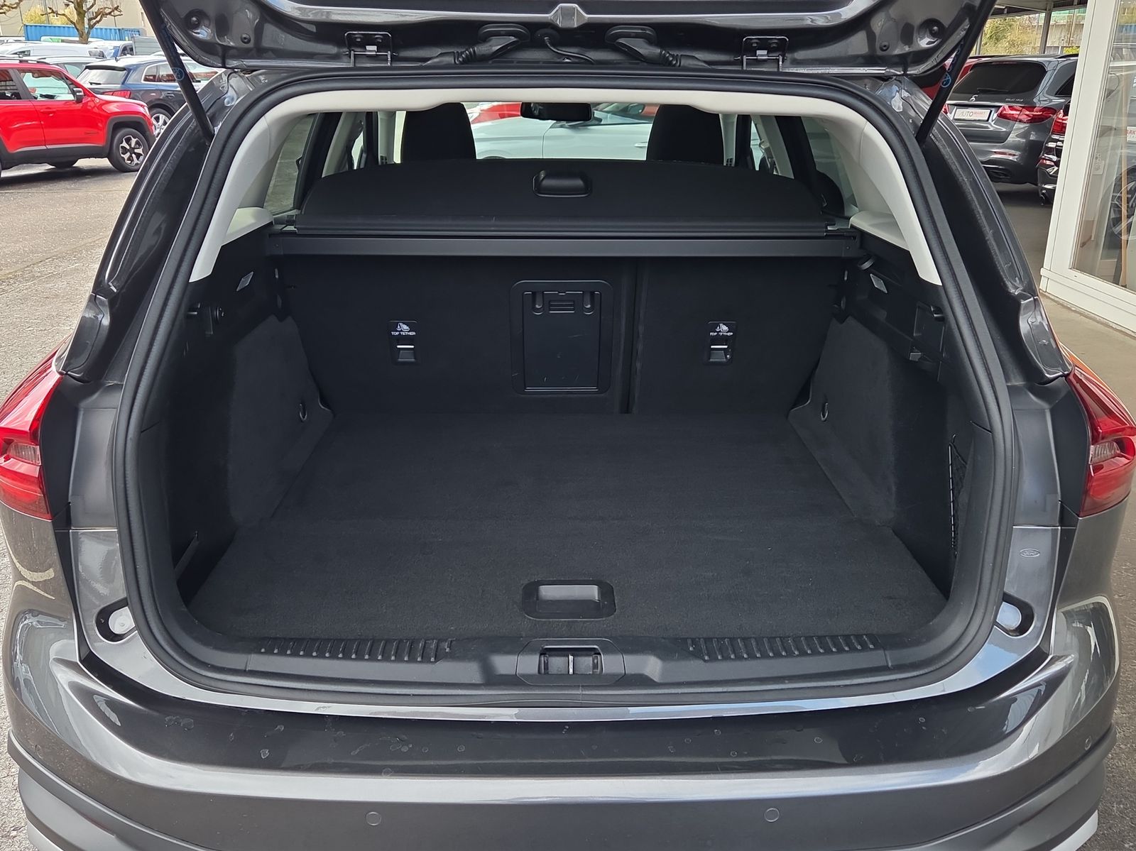 FORD Station Wagon 1.0i EcoB Hybrid 125 Active-image-11