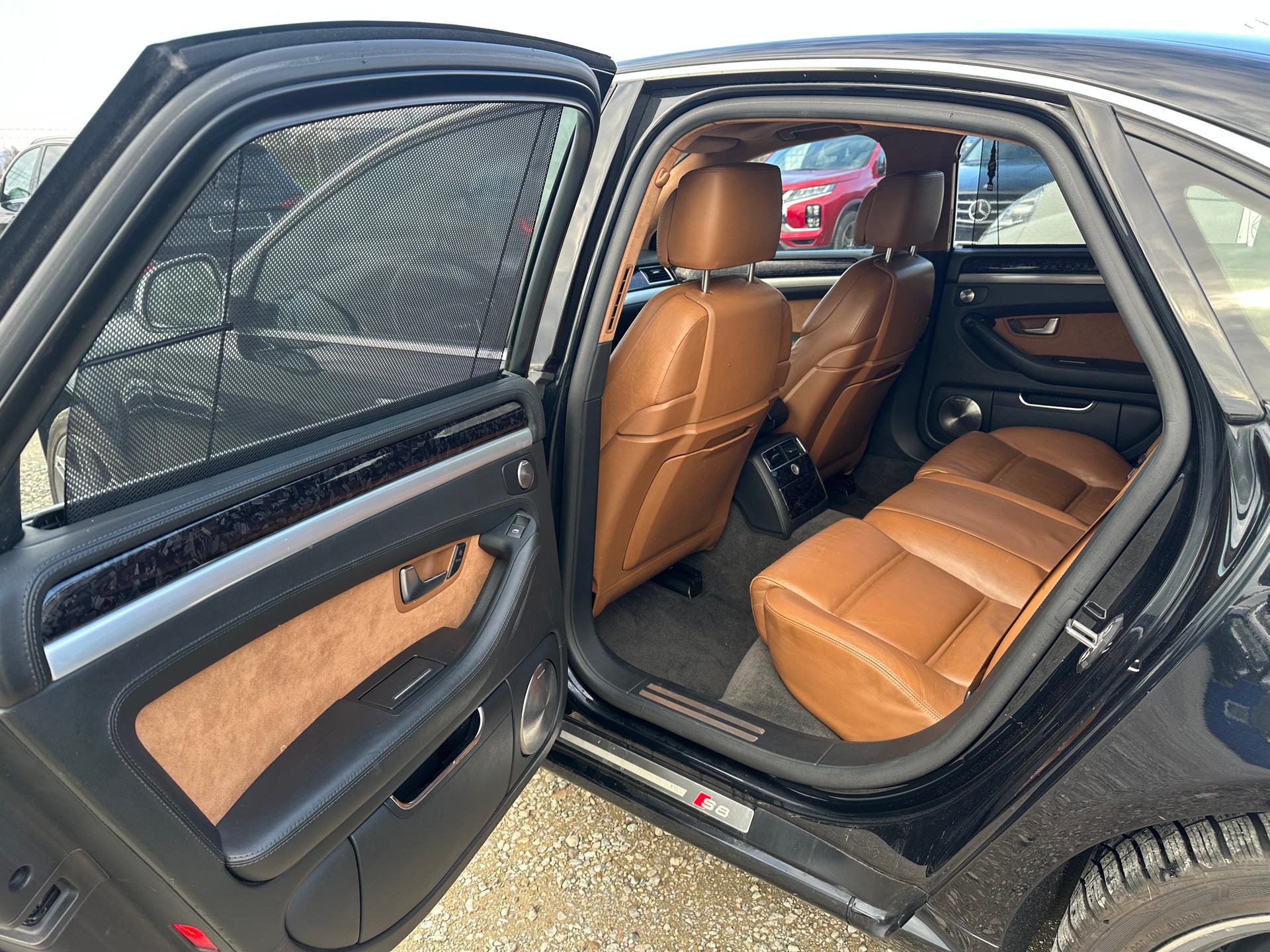 AUDI S8 5.2 V10 quattro tiptronic-image-10