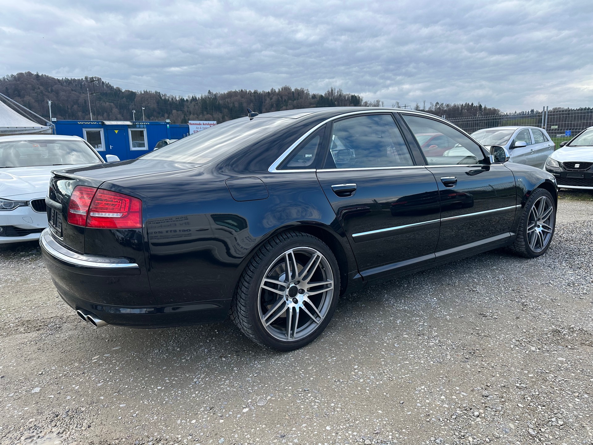 AUDI S8 5.2 V10 quattro tiptronic-image-3