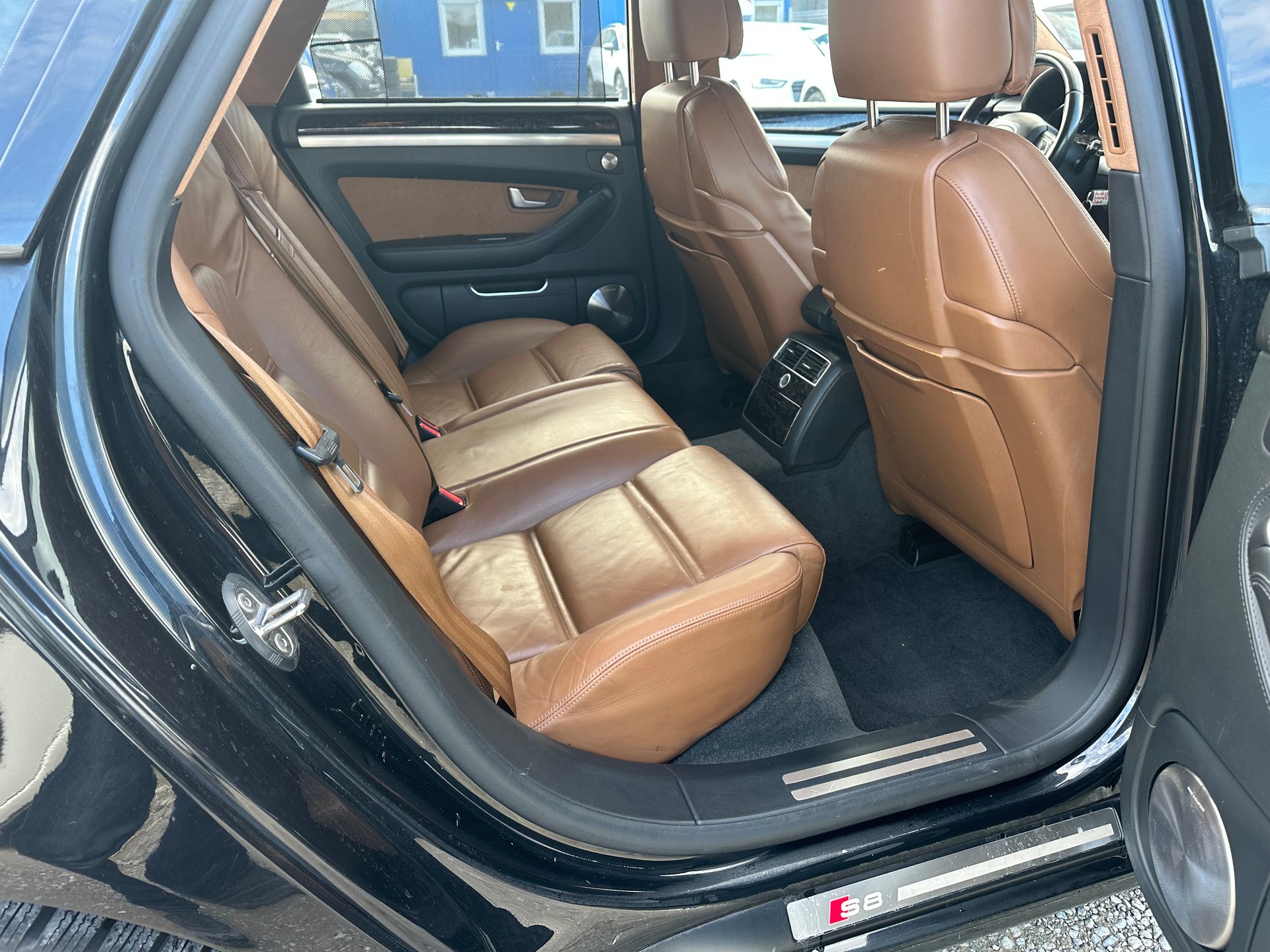 AUDI S8 5.2 V10 quattro tiptronic-image-14