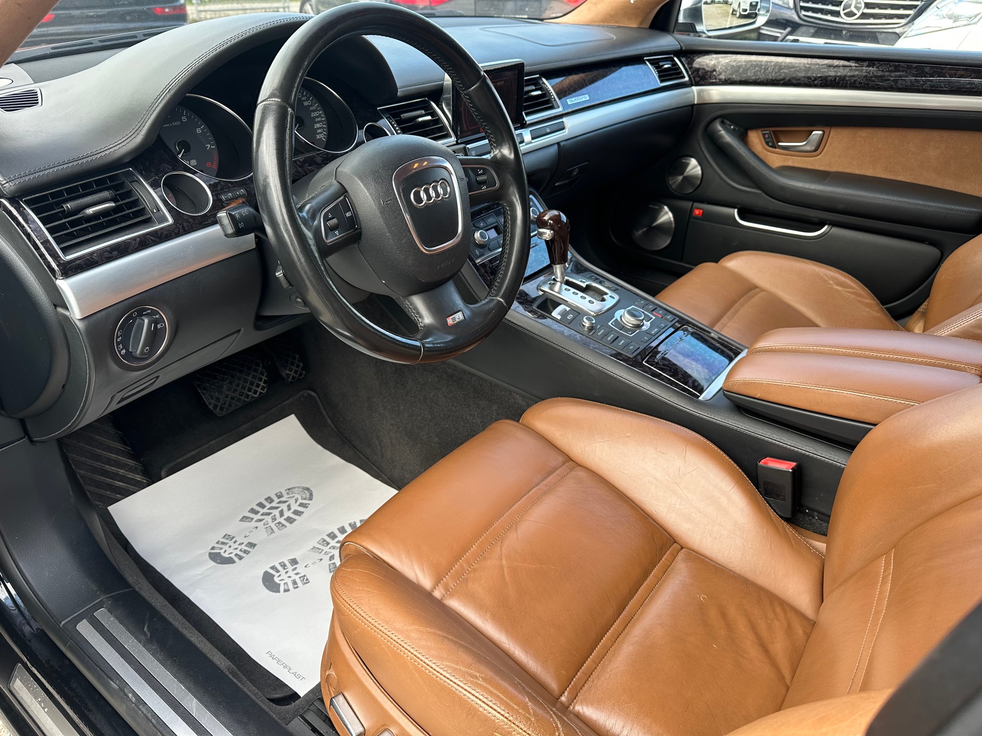 AUDI S8 5.2 V10 quattro tiptronic-image-11