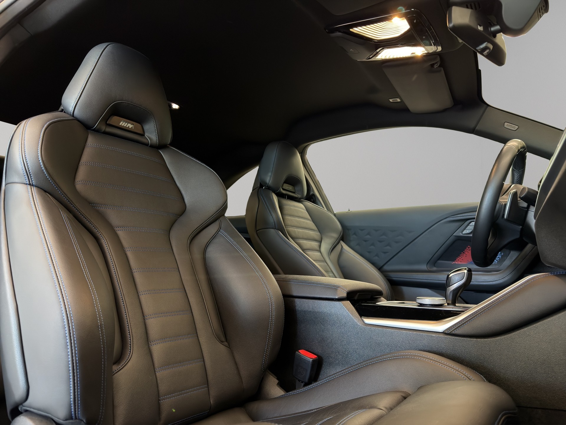BMW M240i xDrive M Sport Pro Steptronic-image-13