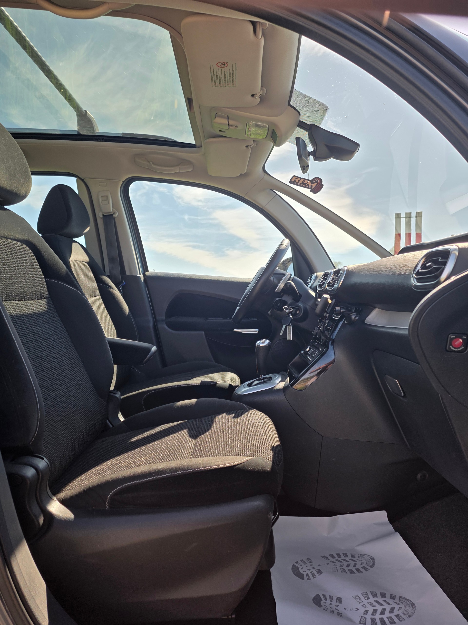 CITROEN C3 Picasso 1.6i 16V Exclusive EGS6-image-13