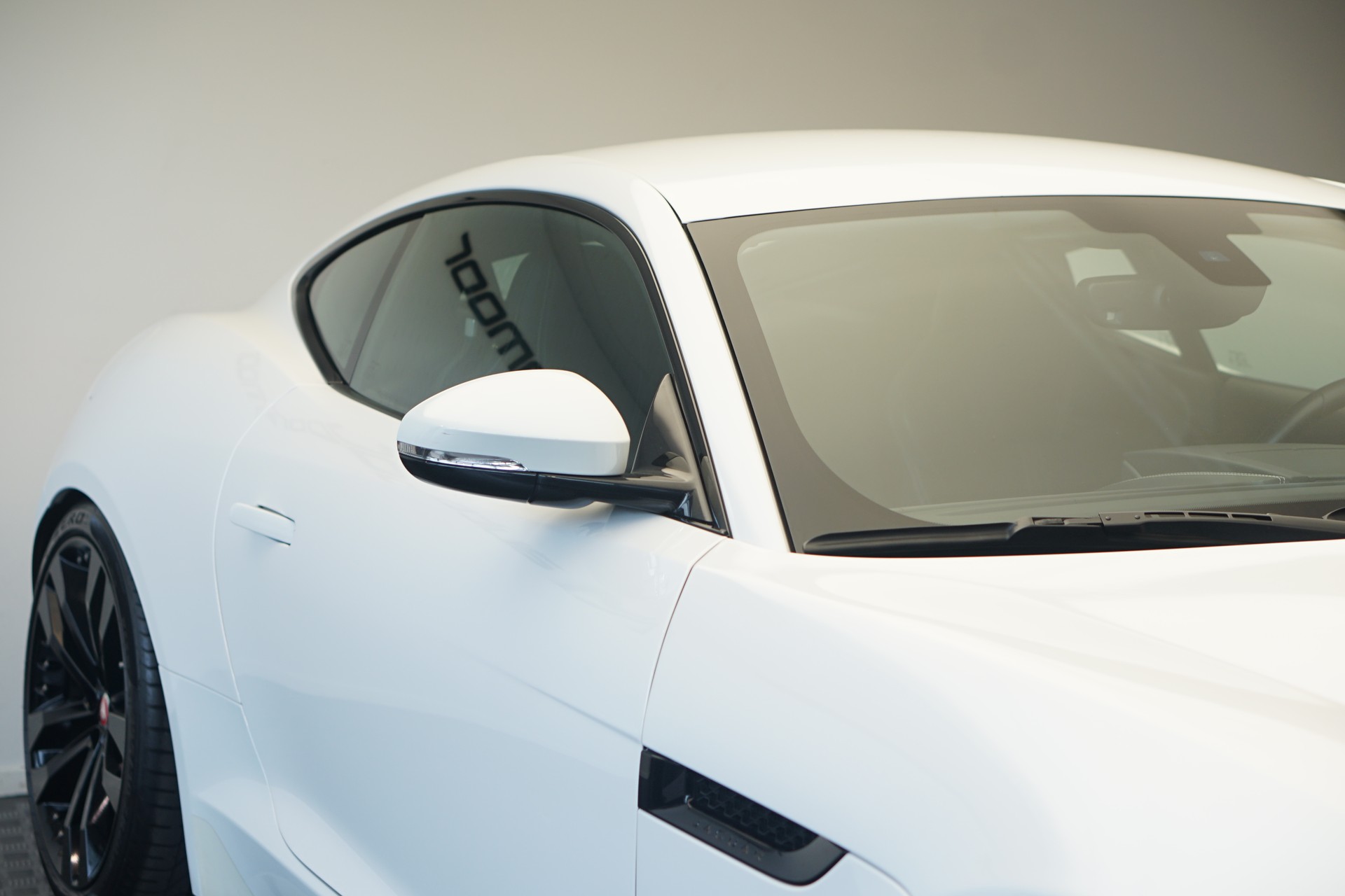 JAGUAR F-Type Coupé R 5.0 V8 S/C-image-38