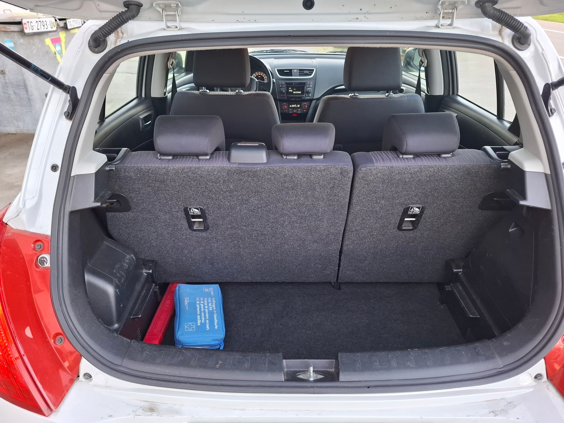 SUZUKI Swift 1.2i 16V GL Piz Sulai 4x4-image-6