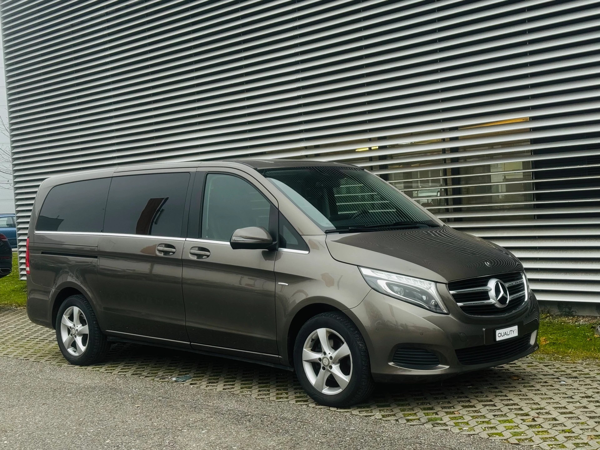 MERCEDES-BENZ V 200 d Avantgarde extralang 8 PLATZ