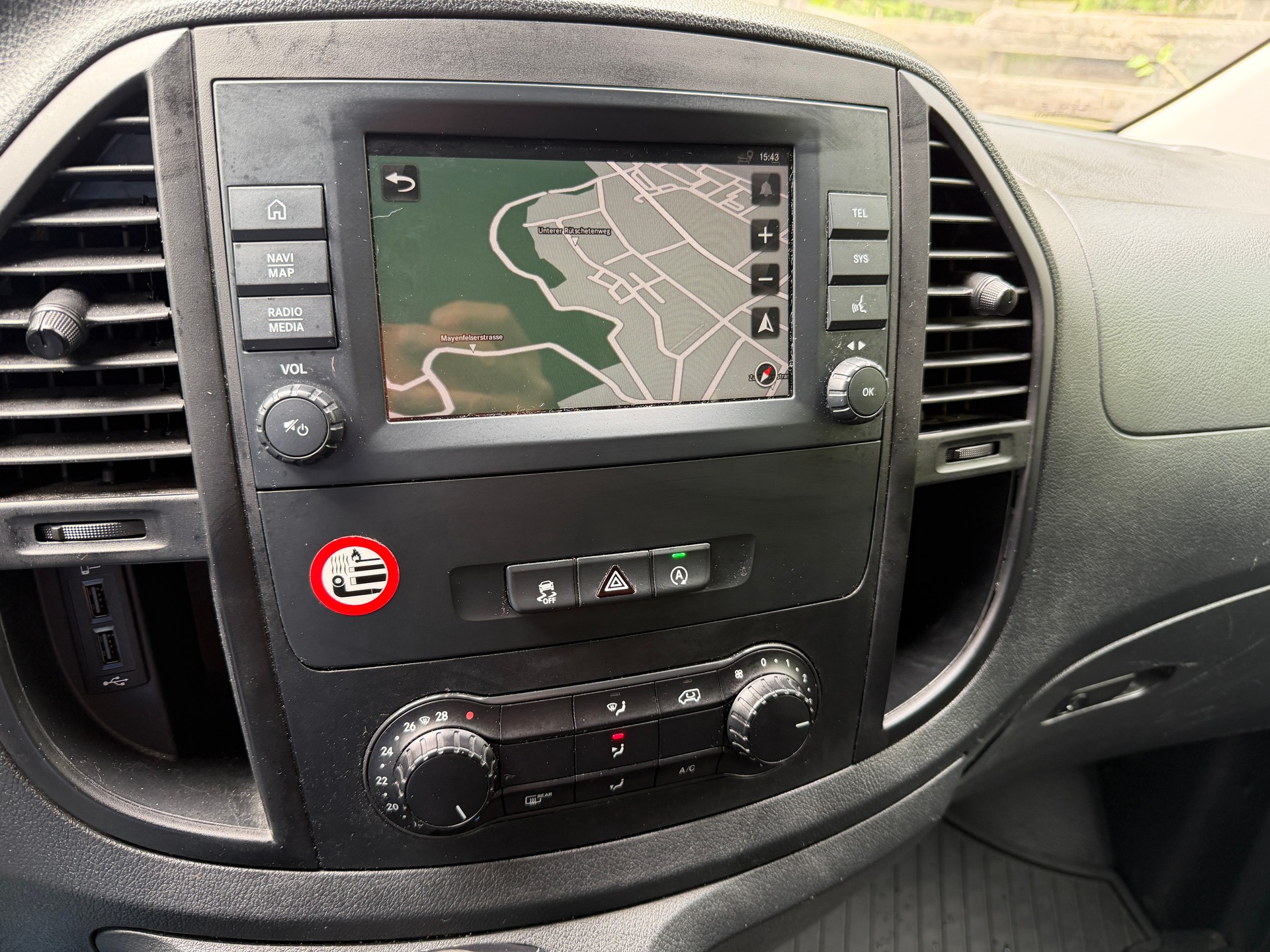 MERCEDES-BENZ Vito 116 CDI Base 3 Sitze-image-13