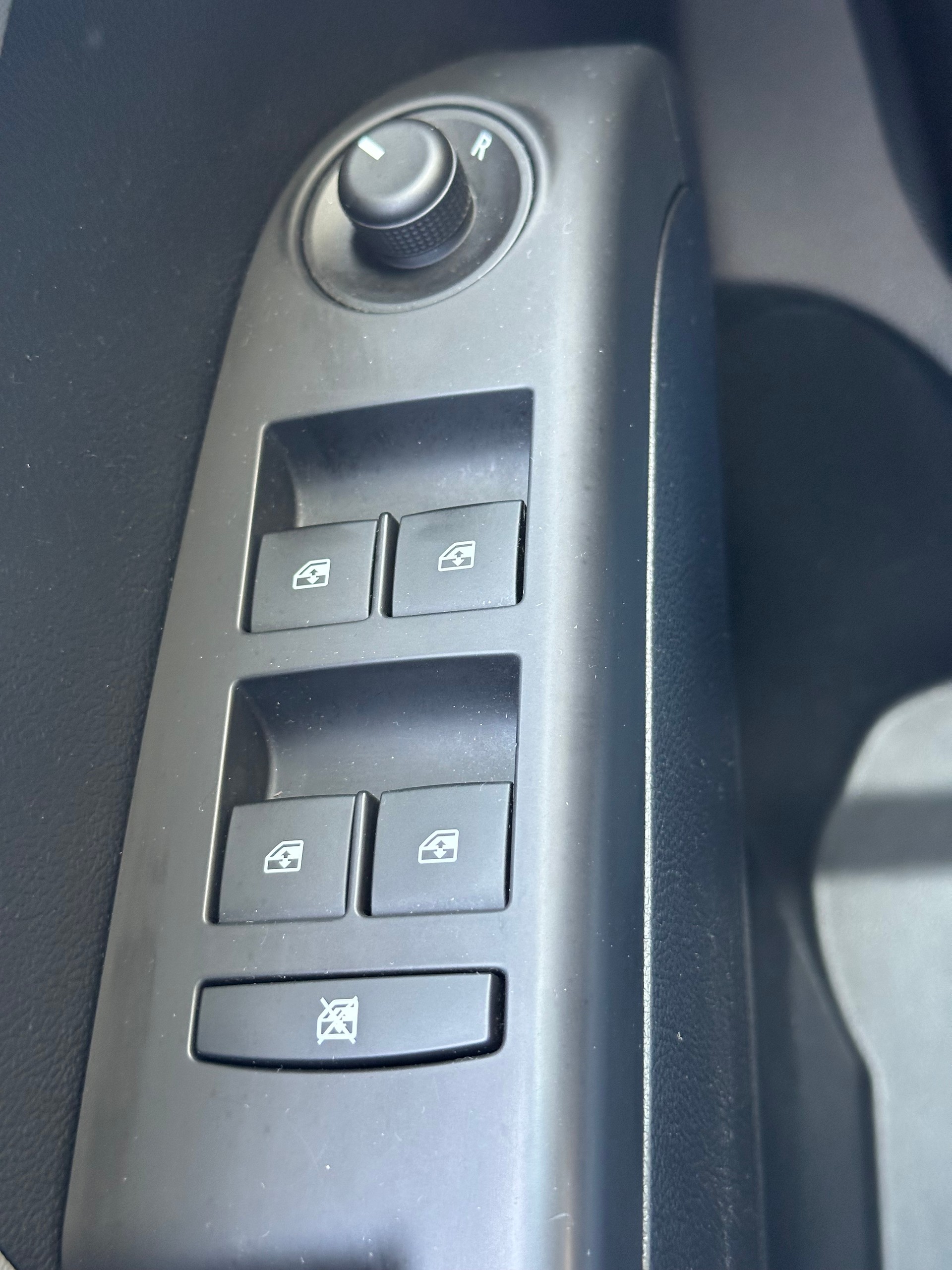 CHEVROLET AVEO 1.4 Automat-image-23