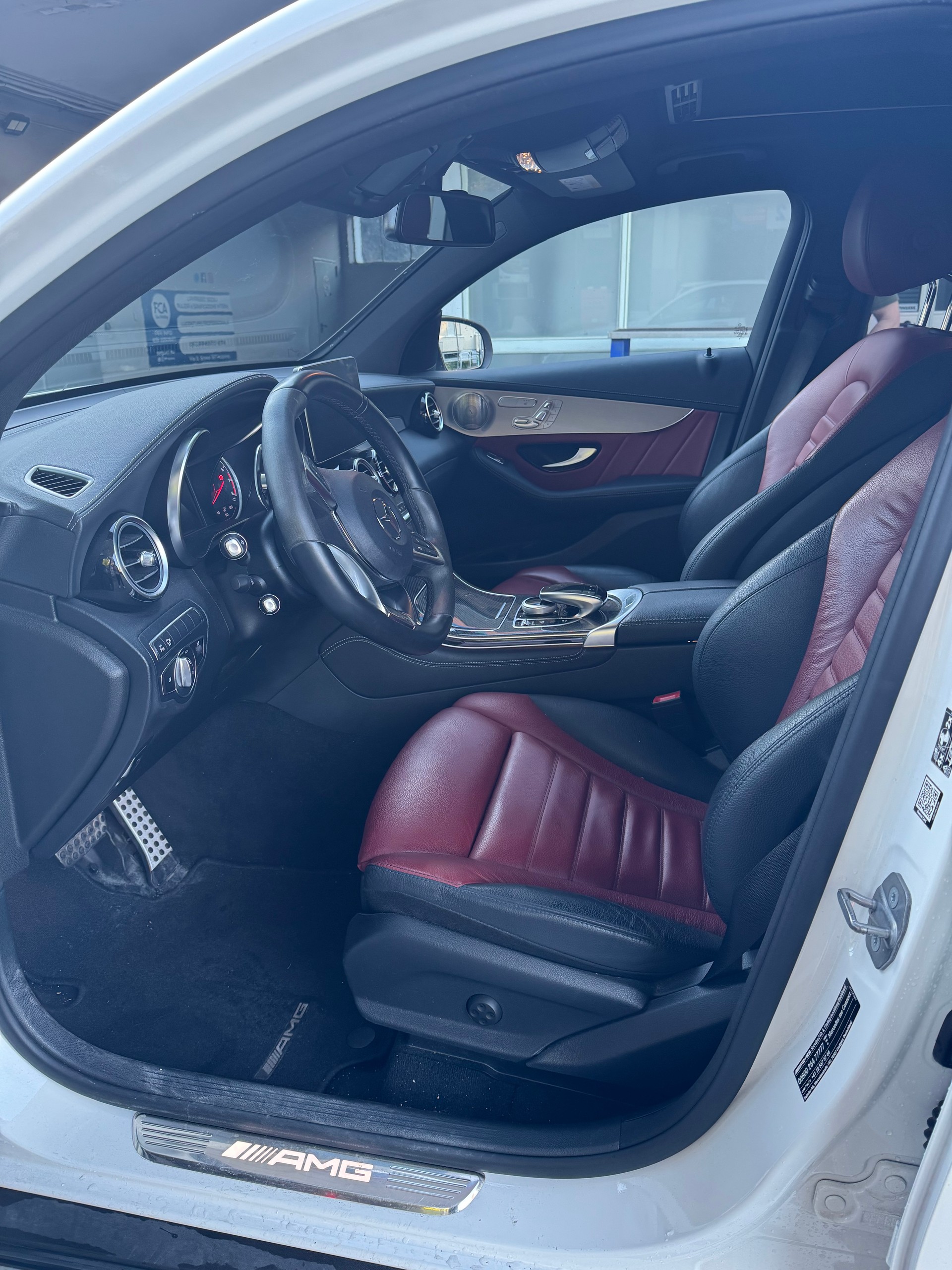 MERCEDES-BENZ GLC 43 AMG 4m-image-4