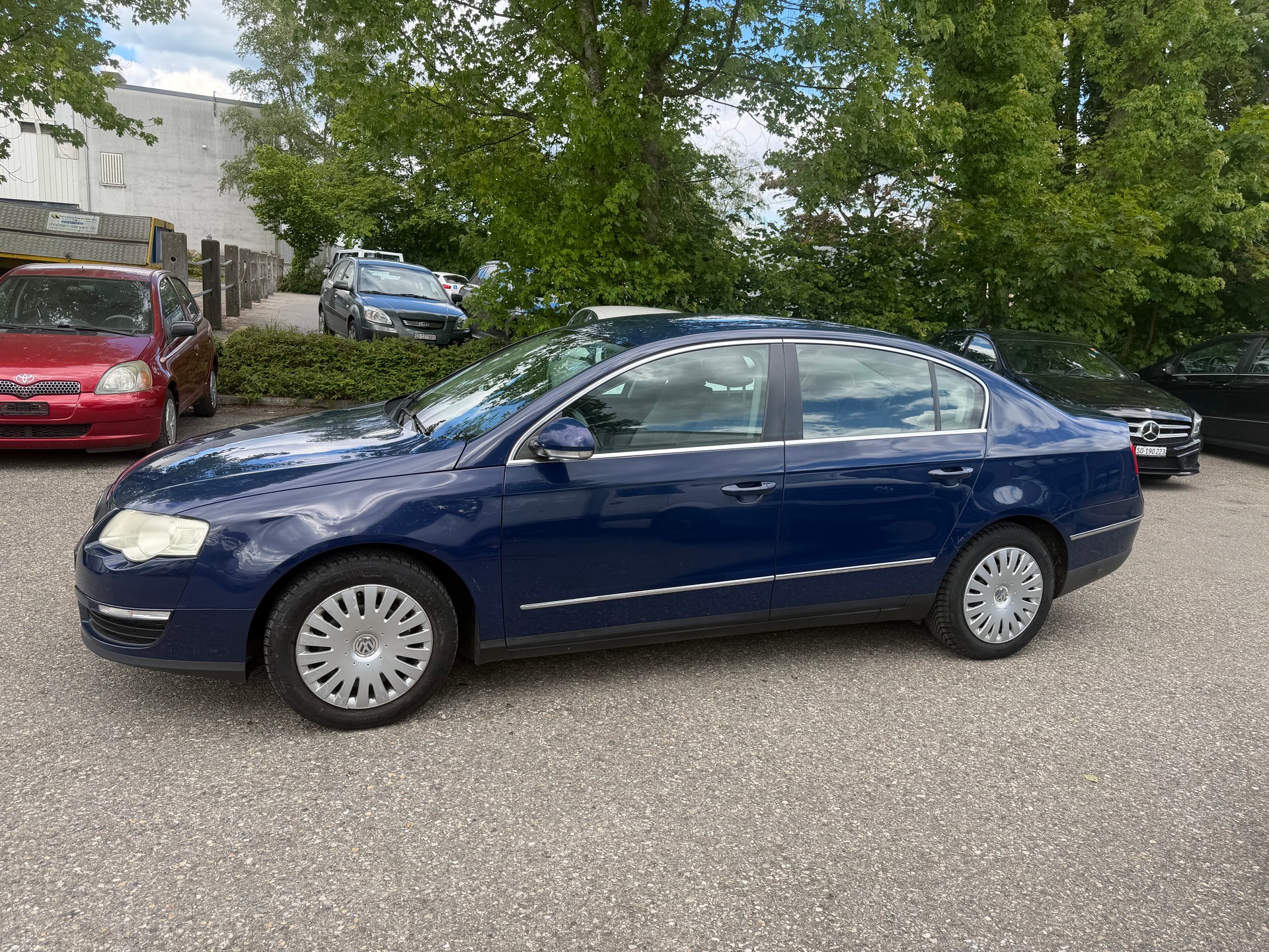 VW Passat 2.0 TDI Comfortline ** Klima-auto ** Tempomat ** 10x Airbag, **-image-7