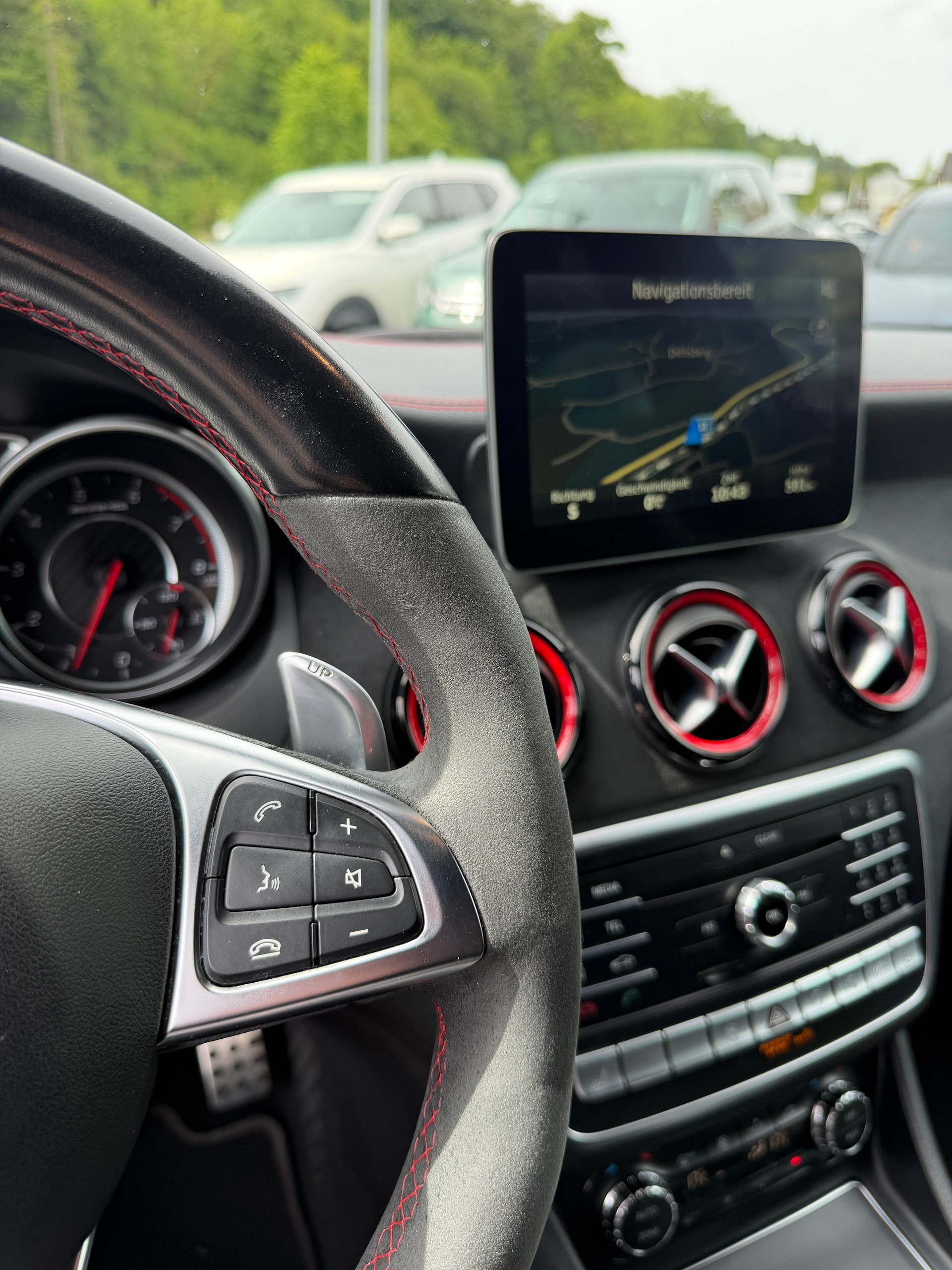 MERCEDES-BENZ GLA 45 AMG 4Matic 7G-DCT-image-15
