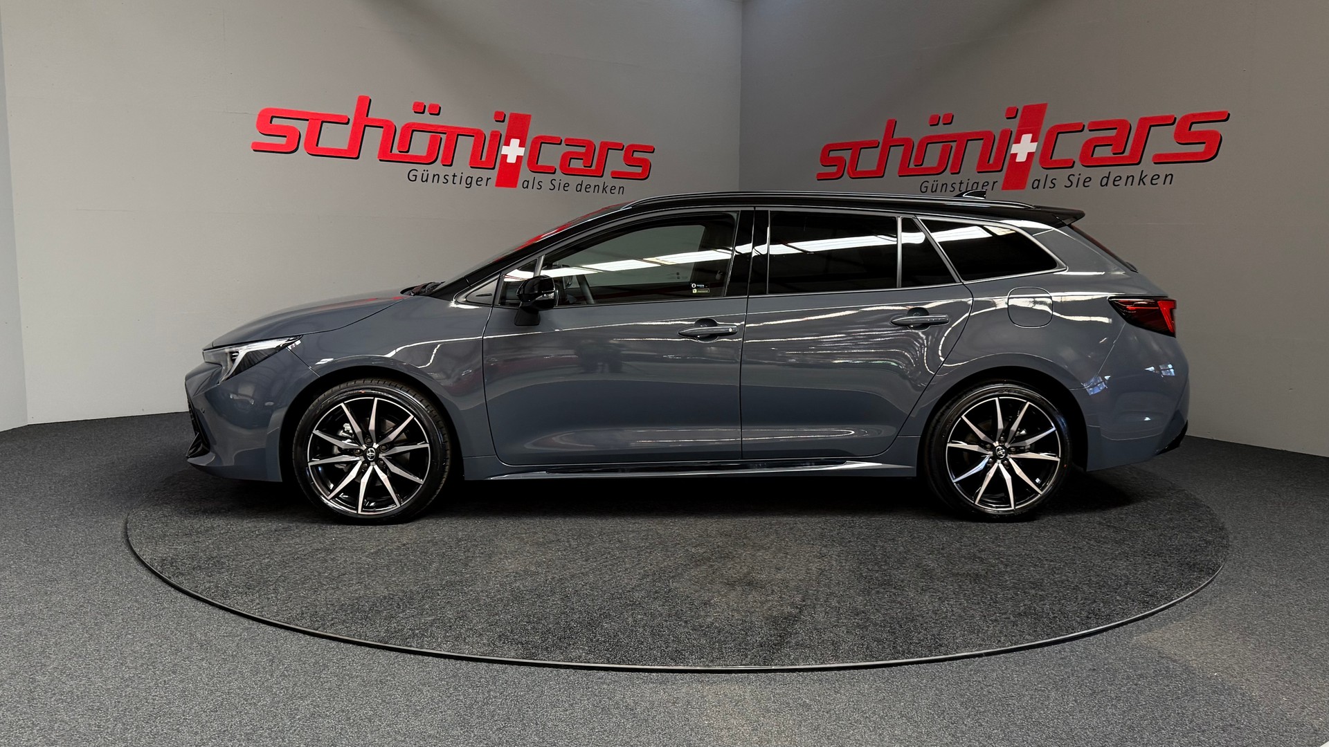 TOYOTA Corolla Touring Sports 2.0 HSD GR Sport e-CVT-image-2