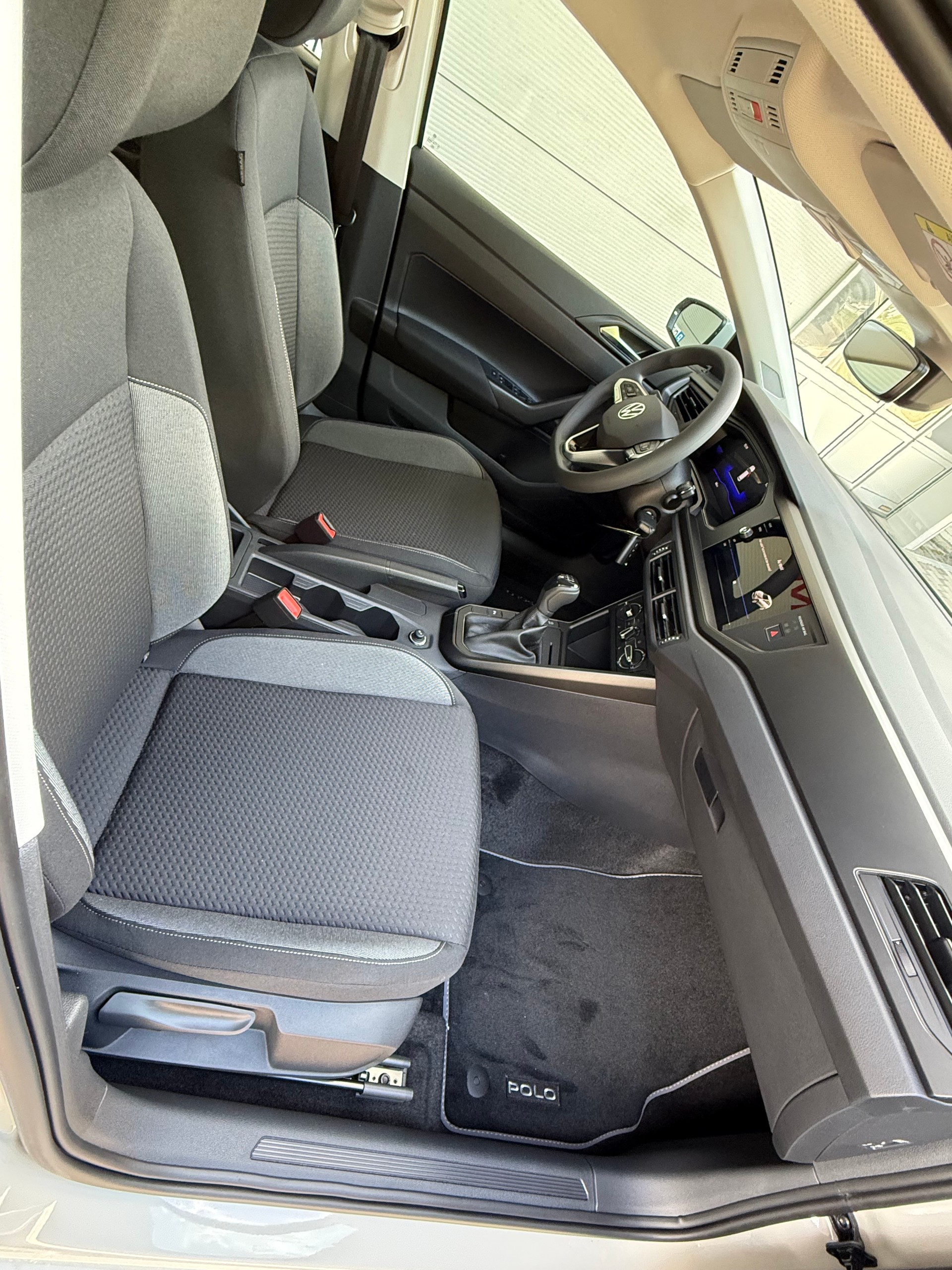 VW Polo 1.0 TSI Basis 4Me-image-6
