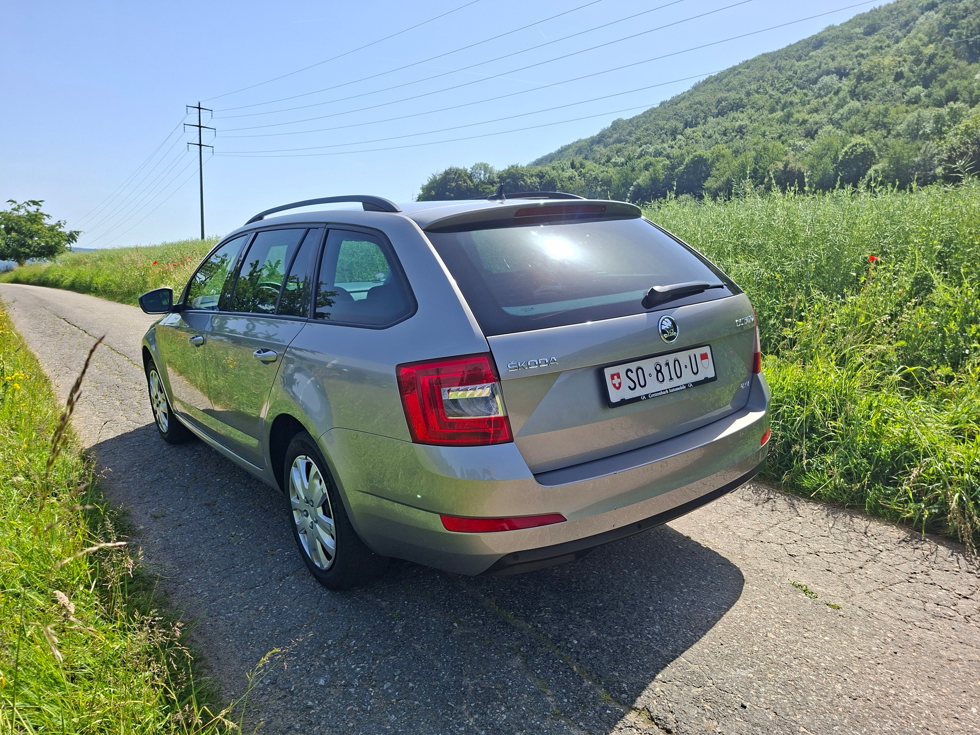 SKODA Octavia Combi 1.8 TSI Style 4x4 DSG-image-6