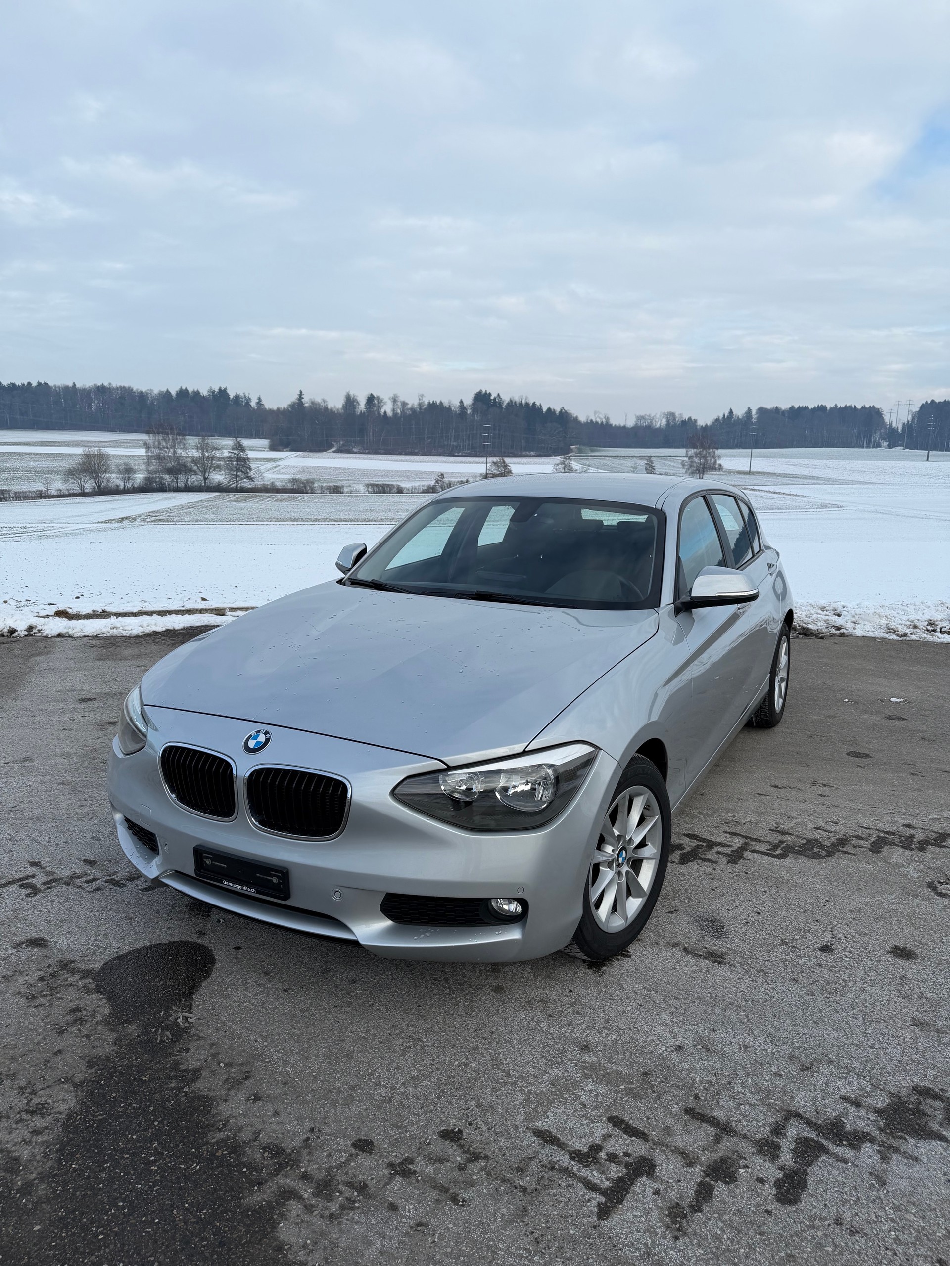 BMW 116i-image-0