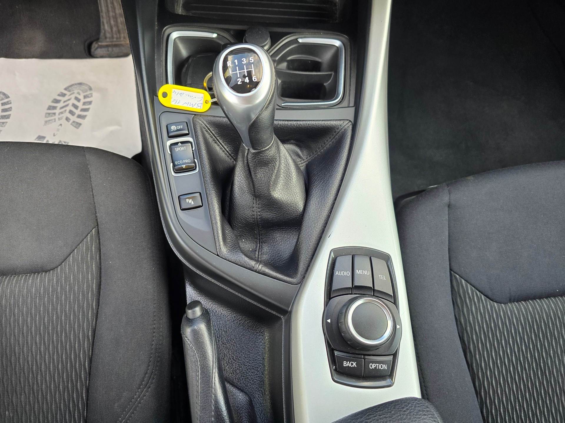 BMW 116i Urban Line-image-16