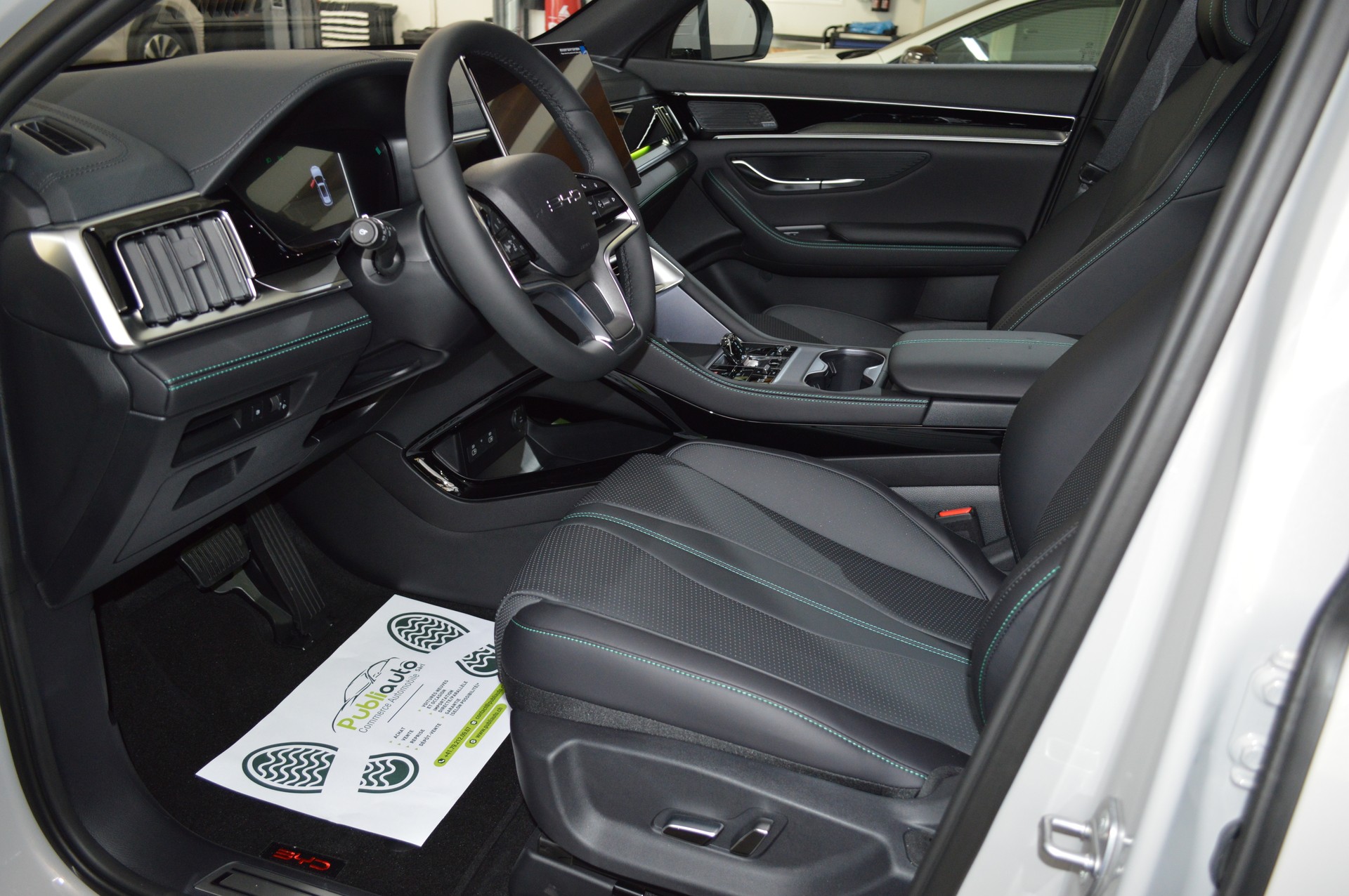 BYD Seal U DM-i Design AWD-image-8