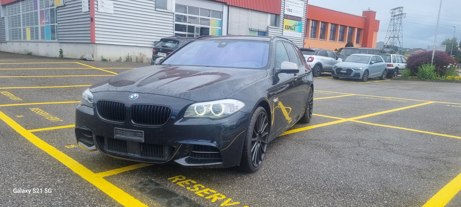 BMW M550d xDrive Touring Steptronic-image-0