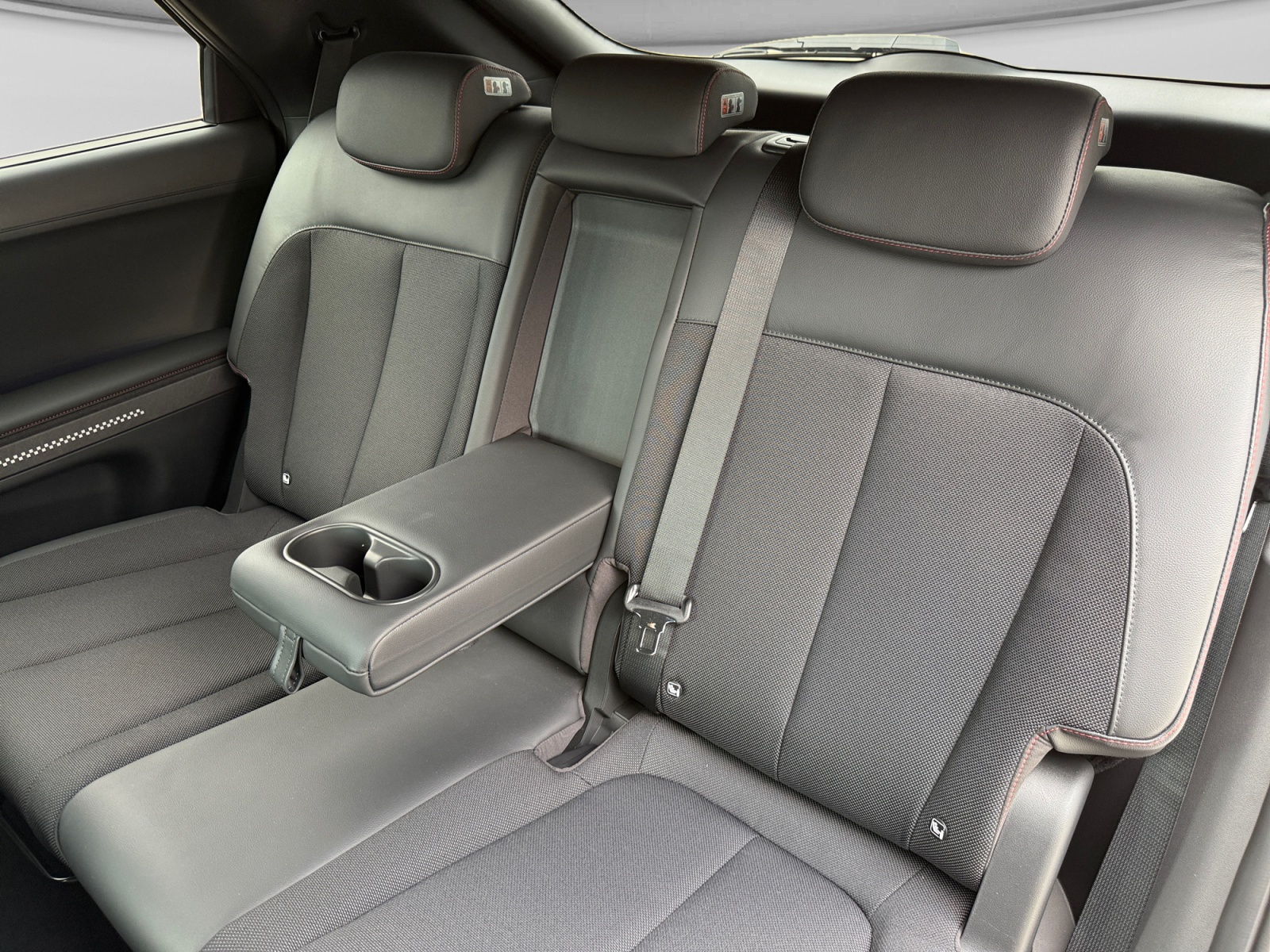 HYUNDAI Ioniq 5 N Line 84kWh-image-14