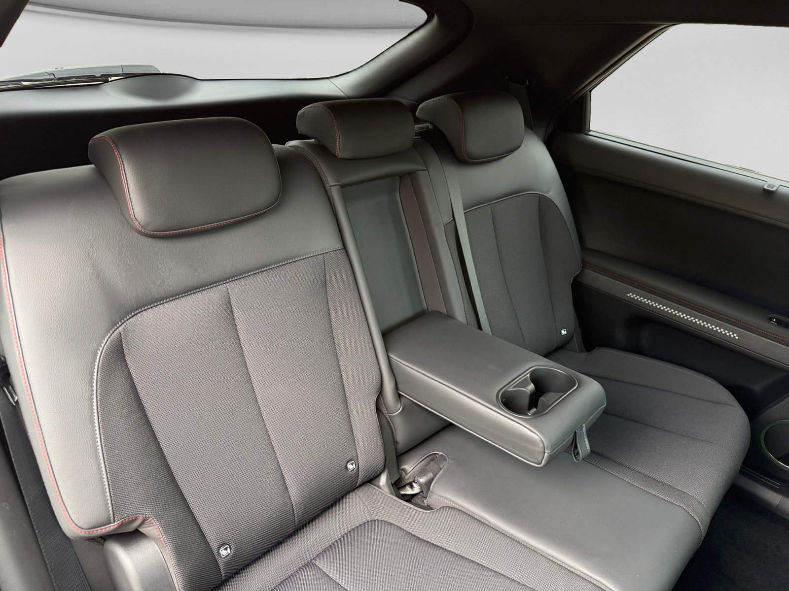 HYUNDAI Ioniq 5 N Line 84kWh-image-16